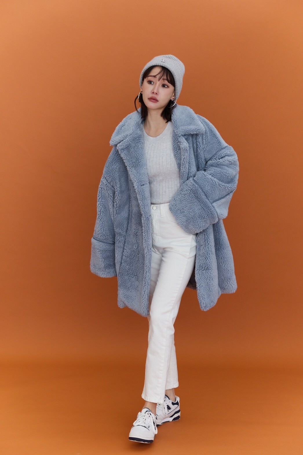 泰迪翻領皮邊外套_AMISSA（淺藍）