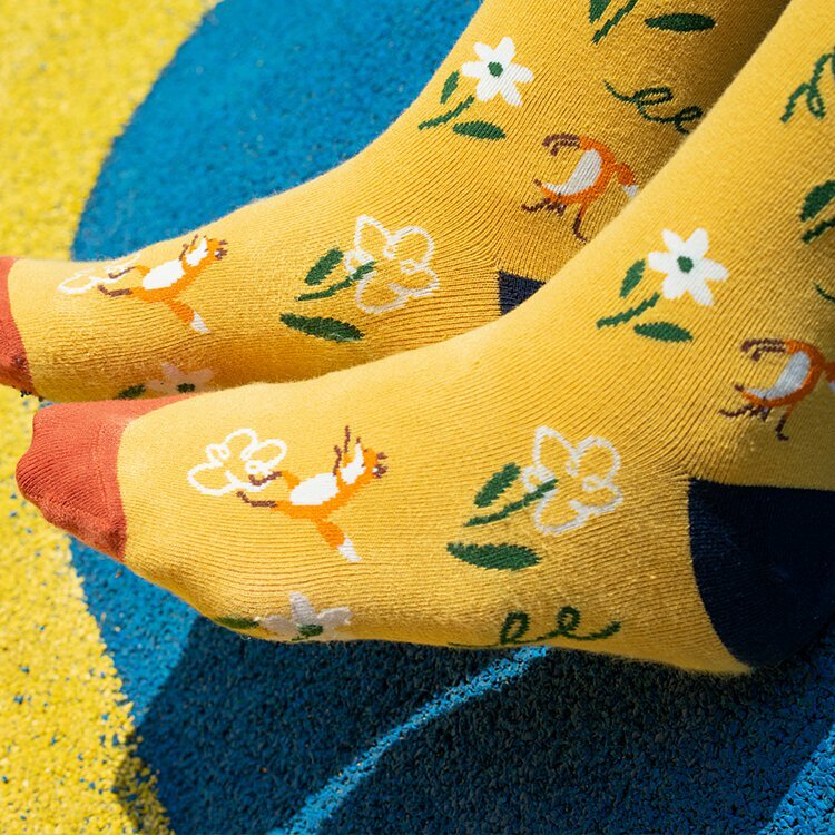 Reiko 芥末黃花卉 刺繡棉襪 ｜Hello Studio 你好工作室