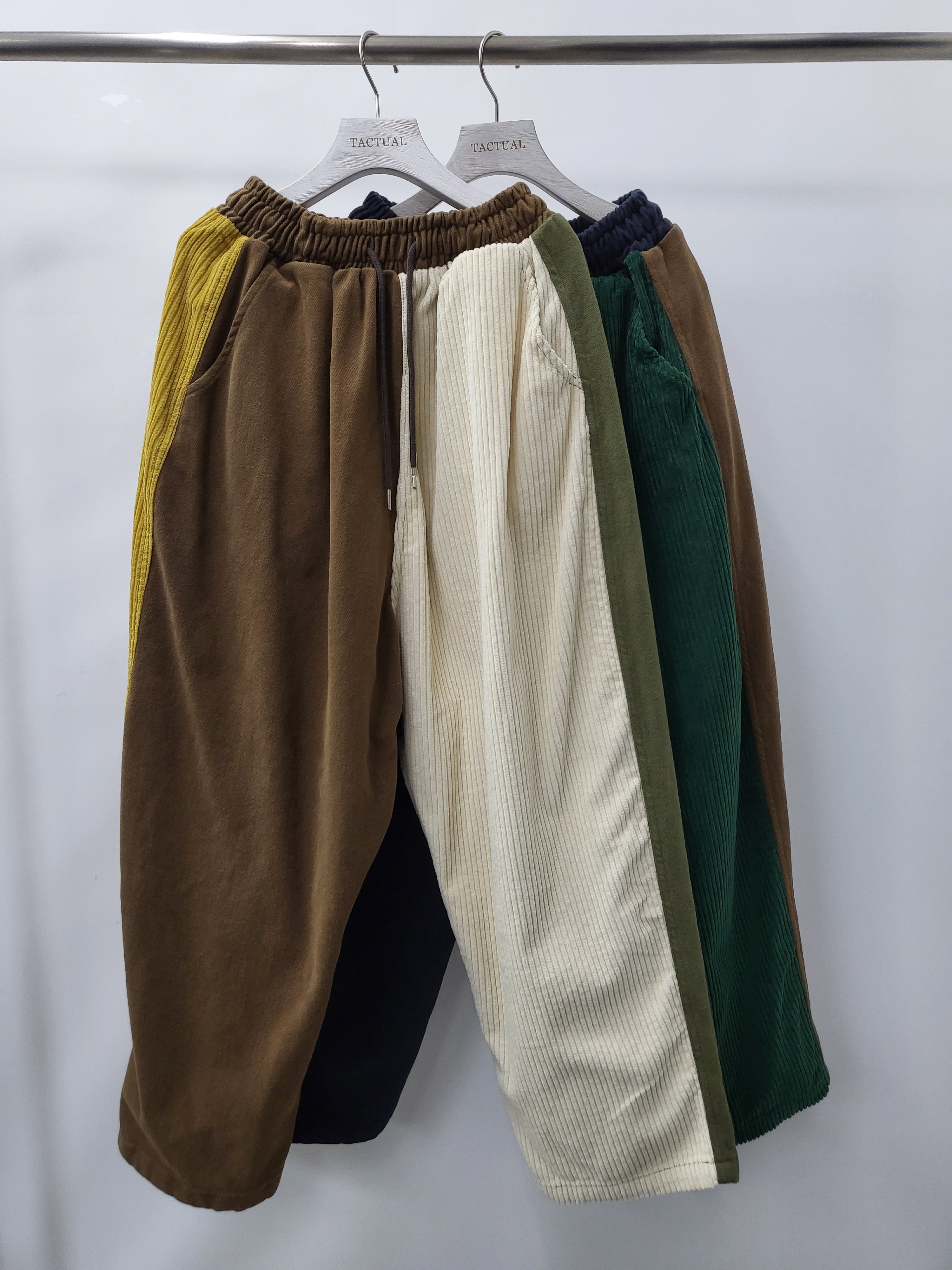 拼燈心絨鬆身褲(薄抓毛底) P2669