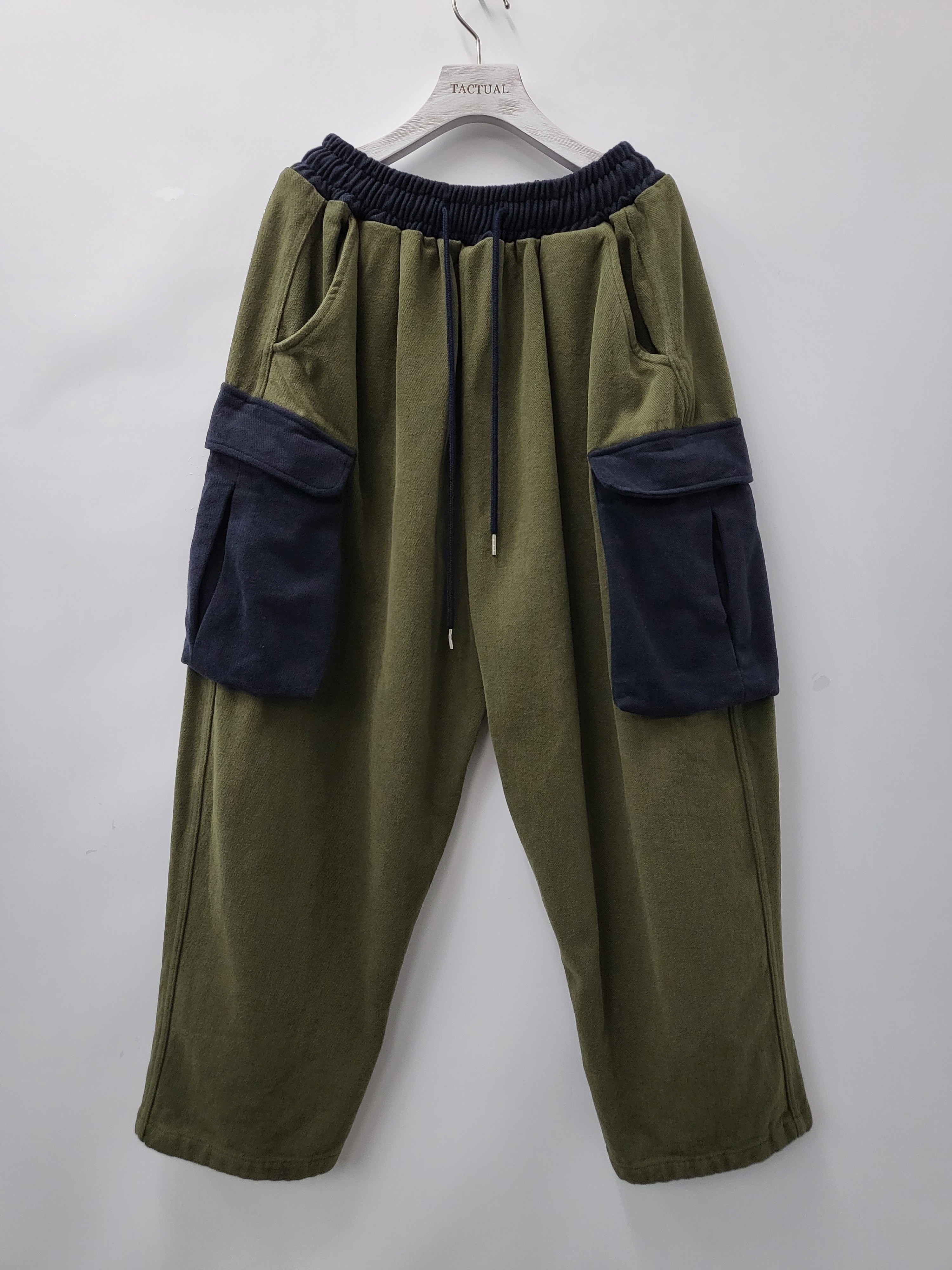 拼燈心絨工裝鬆身褲(薄抓毛底) P2670