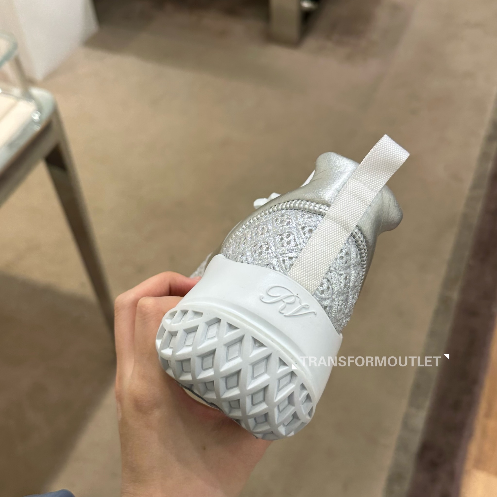 Roger Vivier RV viv run sneakers