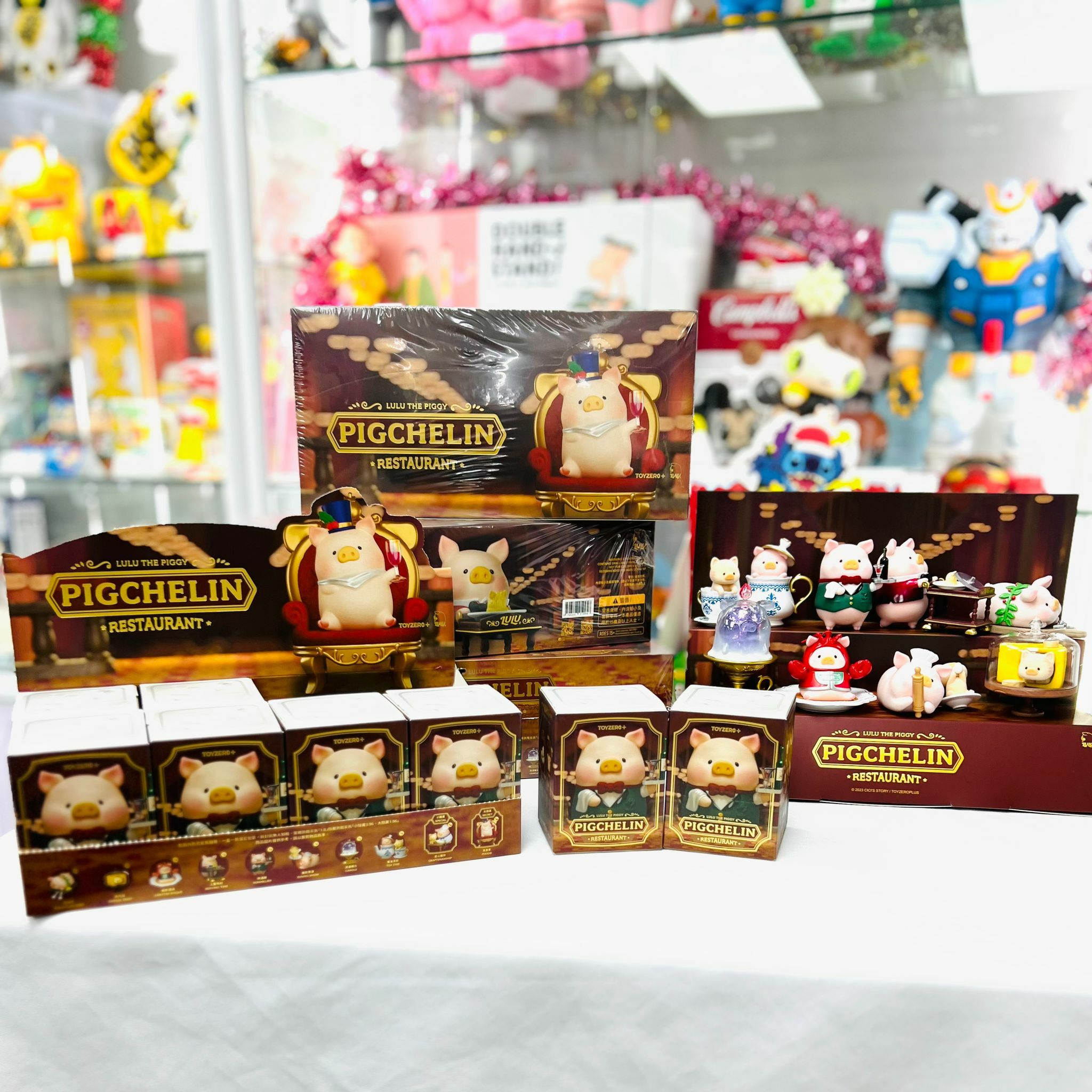 LuLu The Piggy - Pigchel in Restaurant Blind Box