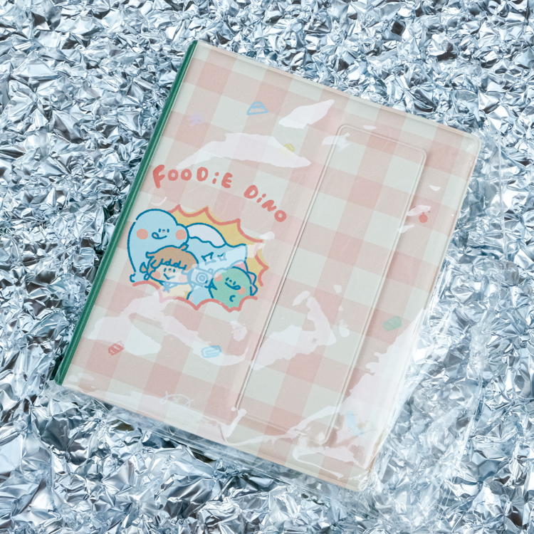 狗狗的小跳步，繪蹦砰｜拍貼收納冊｜吃貨恐龍格子