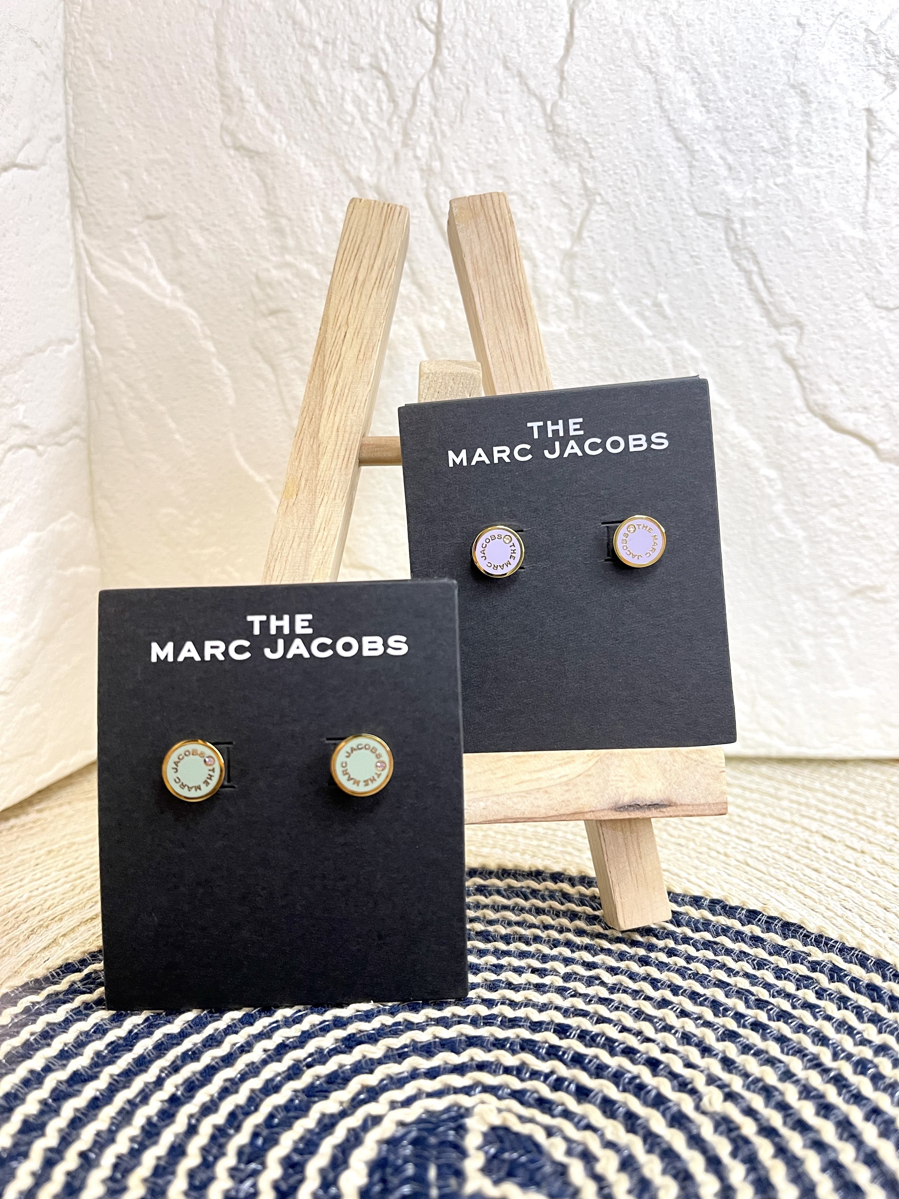 Marc Jacobs Circle Logo Earring with stud