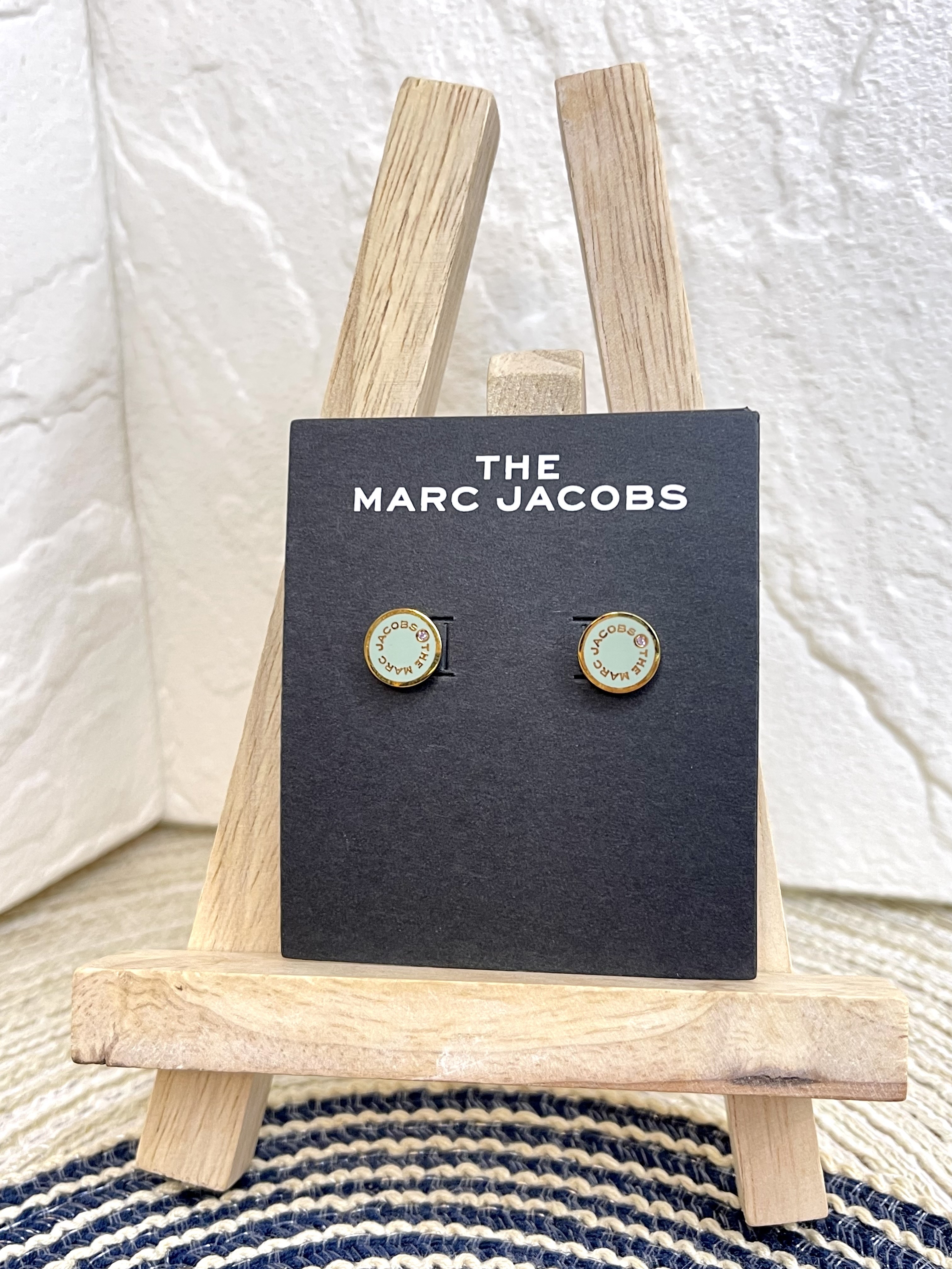Marc Jacobs Circle Logo Earring with stud