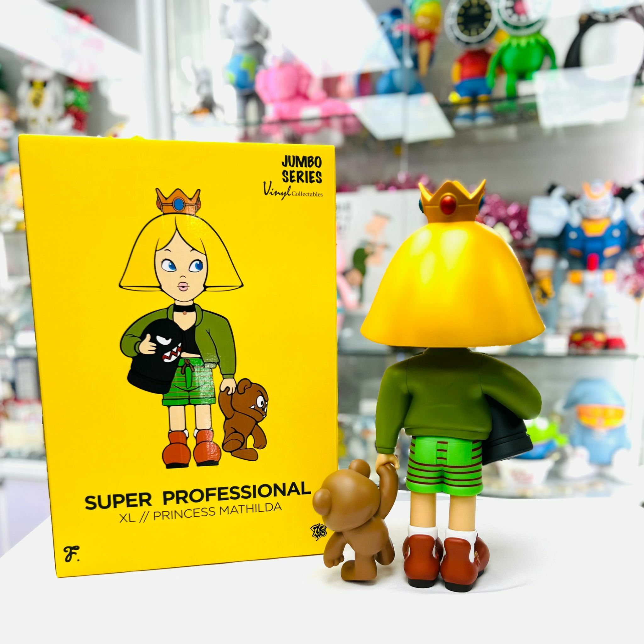 SUPER PROFESSIONAL XL // PRINCESS MATHILDA