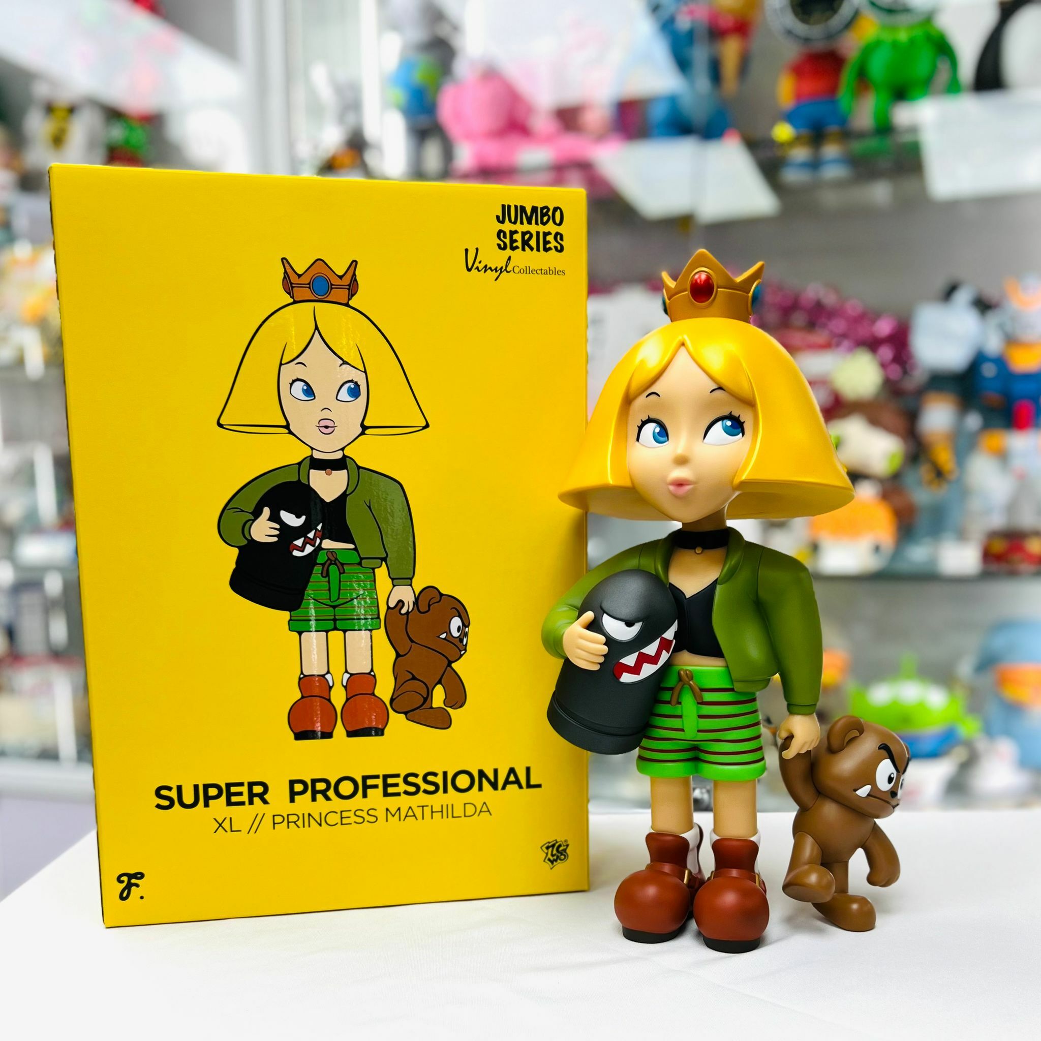 SUPER PROFESSIONAL XL // PRINCESS MATHILDA