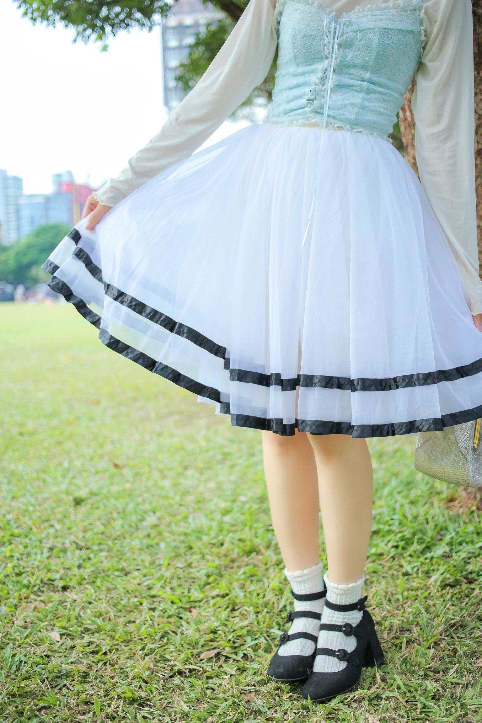 Vintage Skirt /古著黑色滾邊蓬紗襯裙