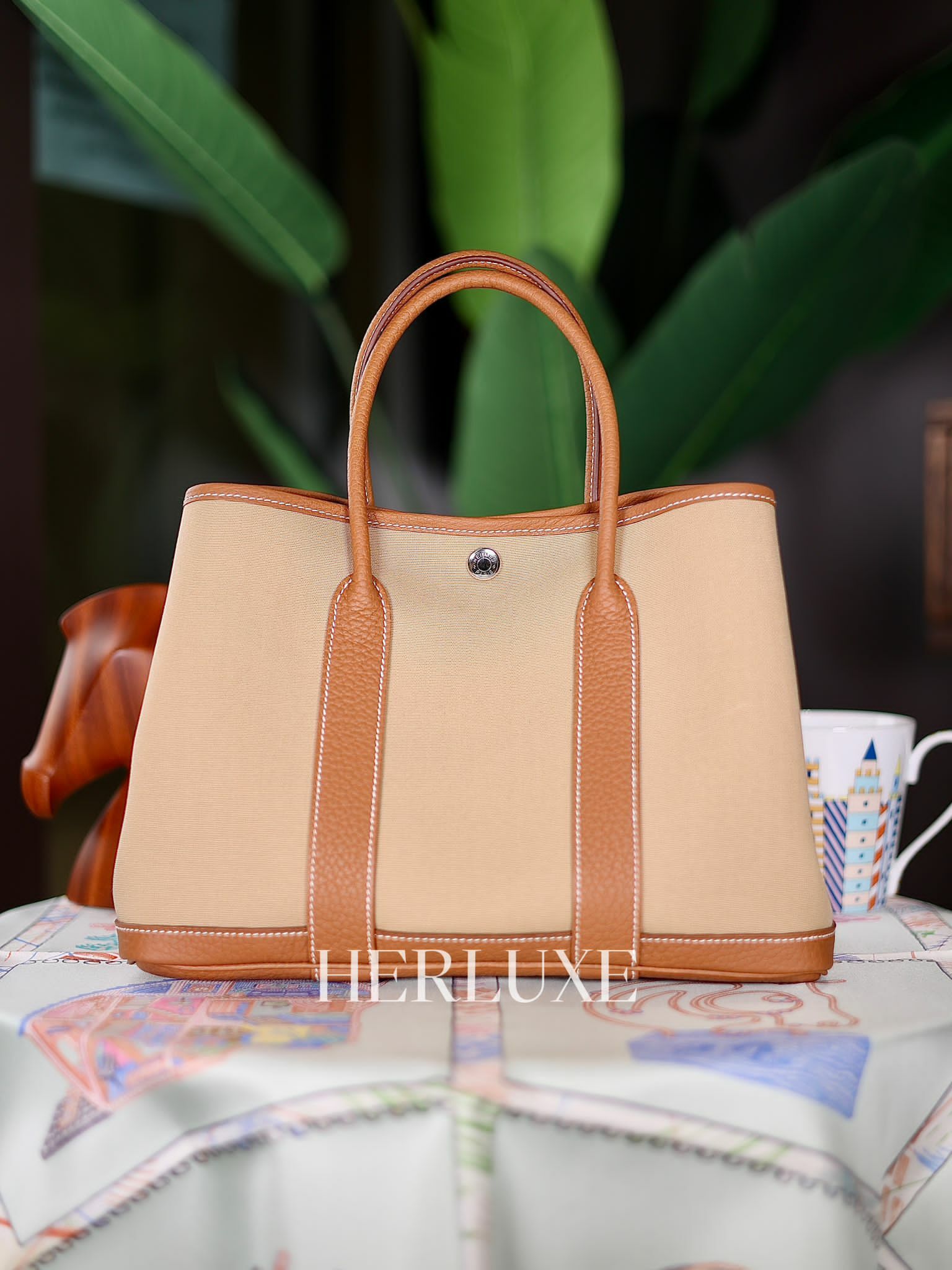 Garden party 30 37 gold/ S2 trench canvas B