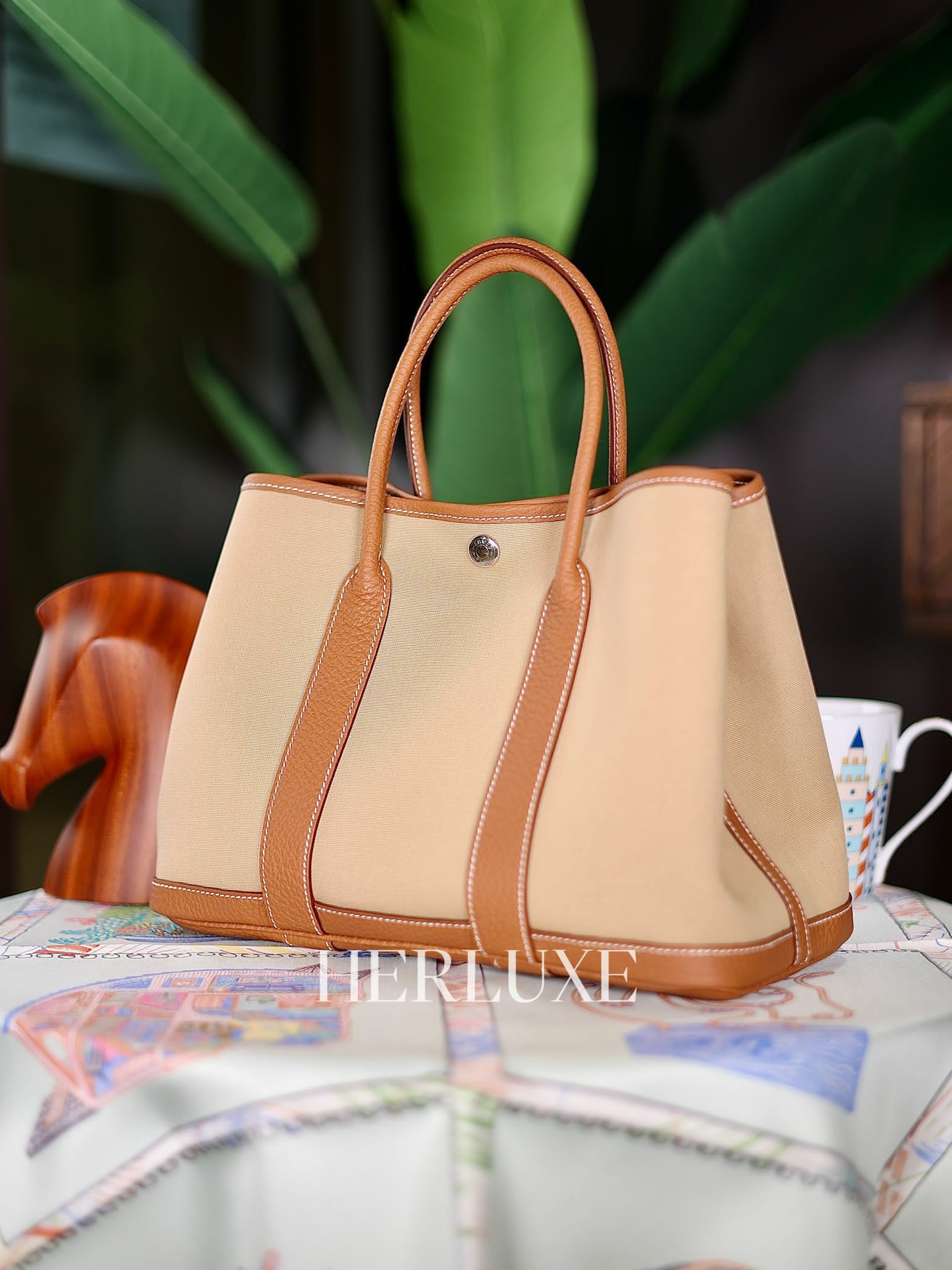 Garden party 30 37 gold/ S2 trench canvas B