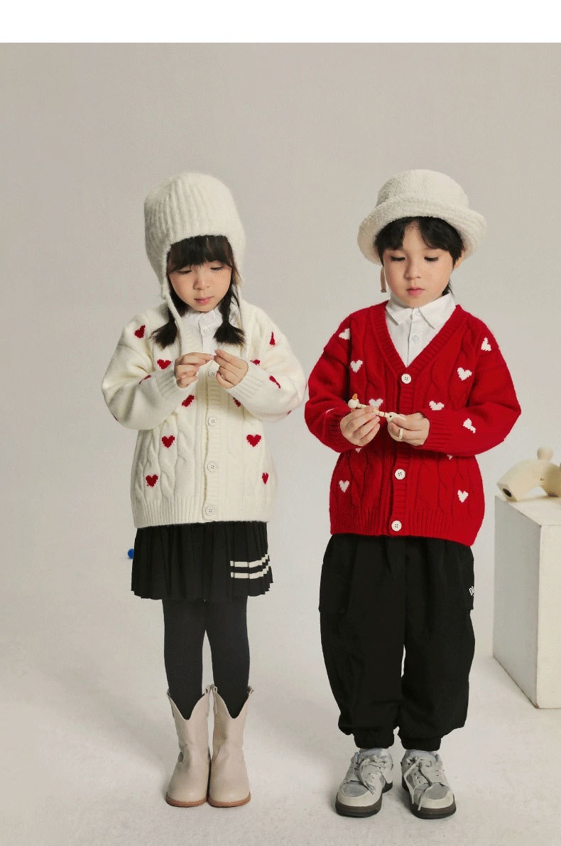 喜氣綿綿愛心針織外套