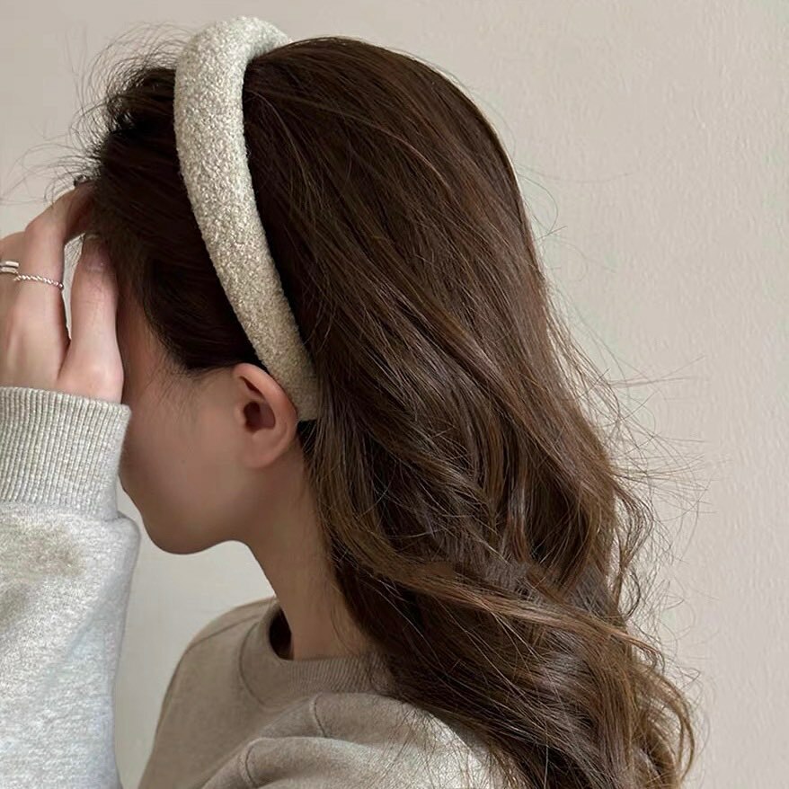 美拉德羊絨顆粒感髮箍。五色