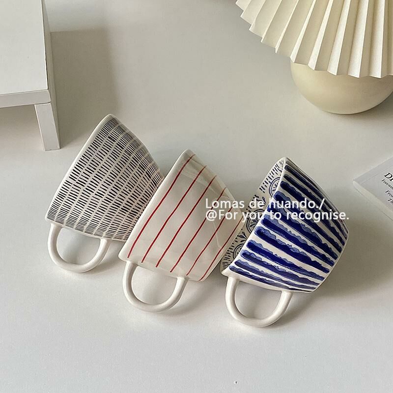 《3431》手捏不規則花紋陶瓷咖啡馬克杯340ML