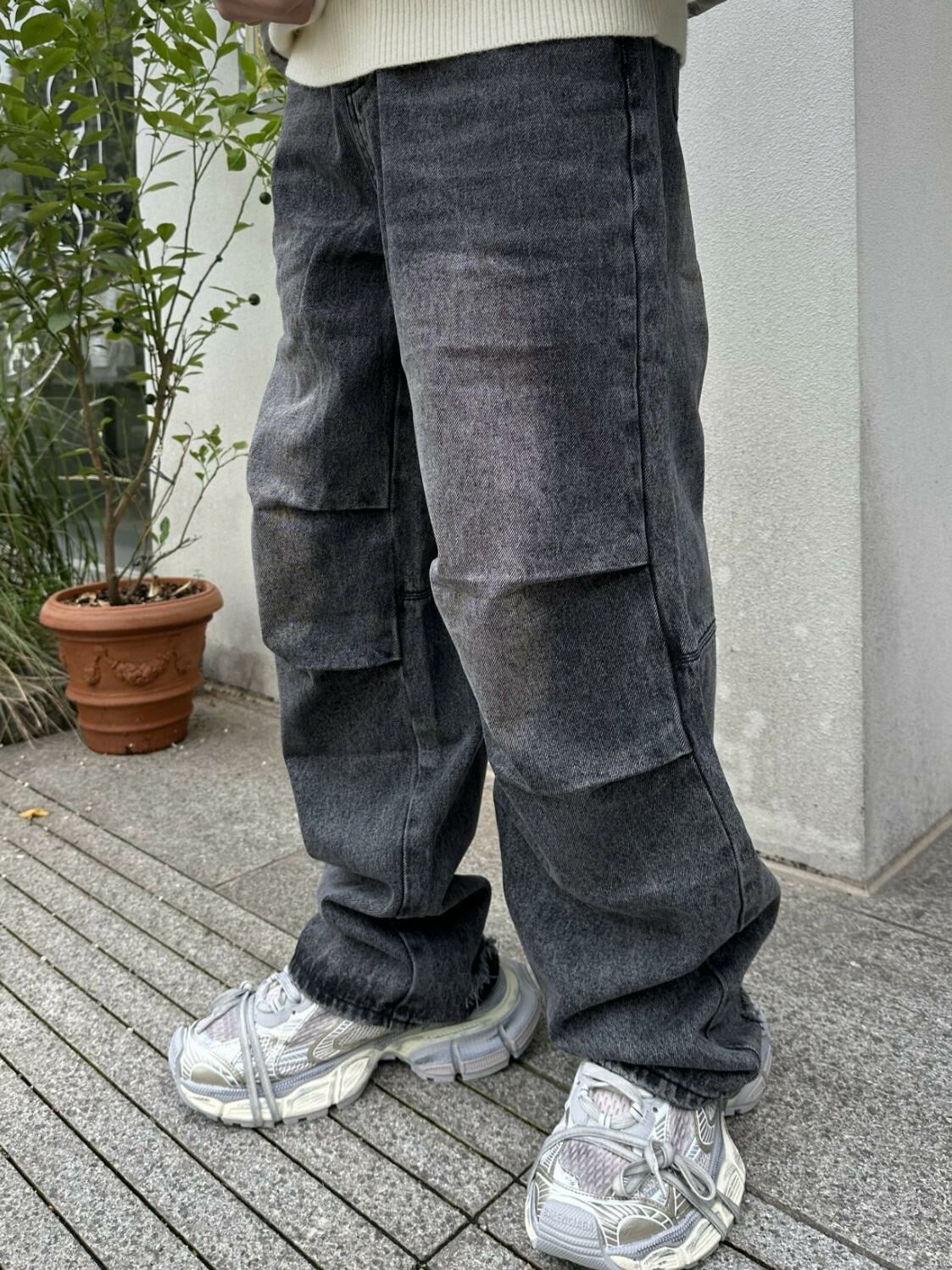 洗水鬆身牛仔褲 OUR ROOM-004P