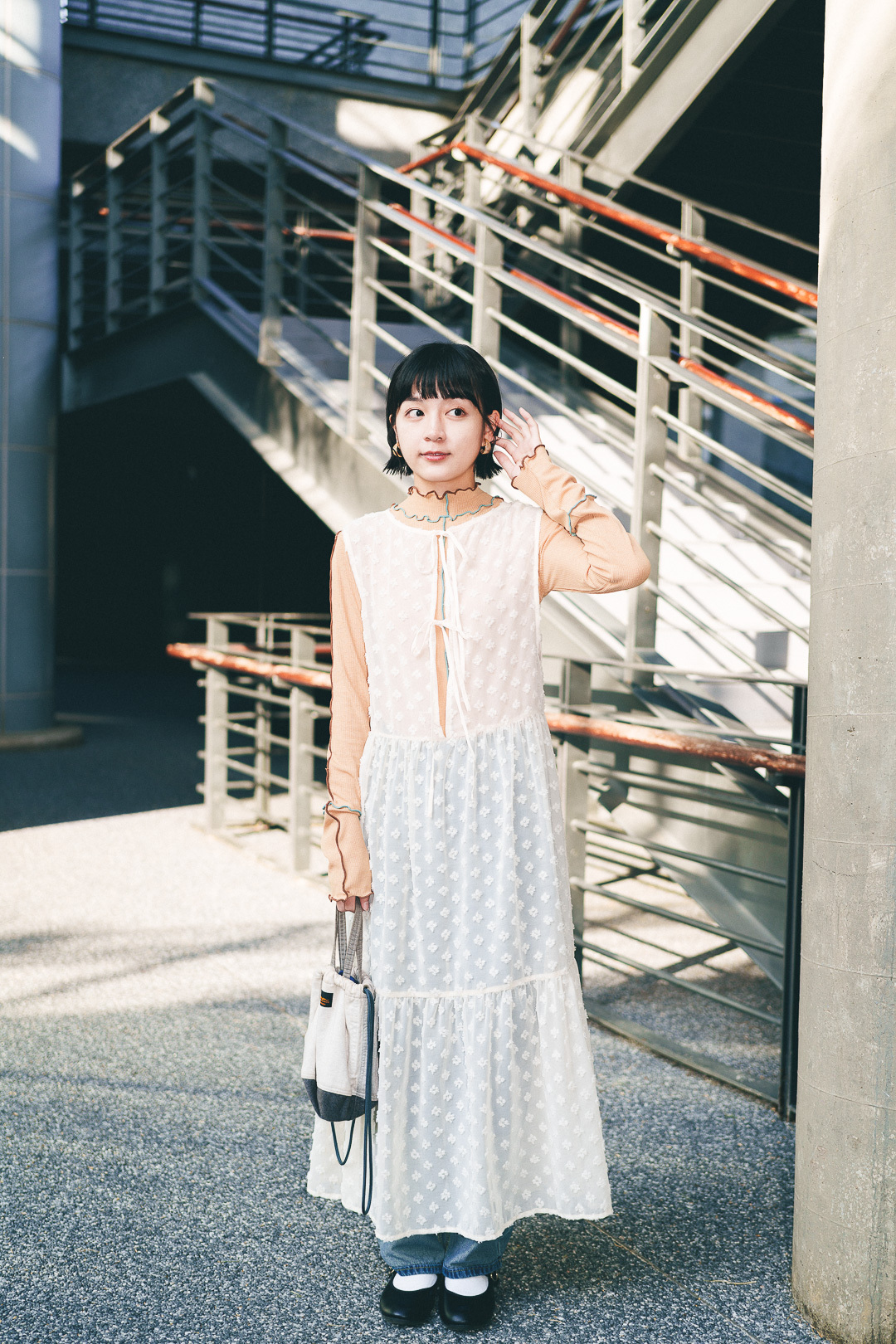 陌上花開！2way 刺繡小花罩衫