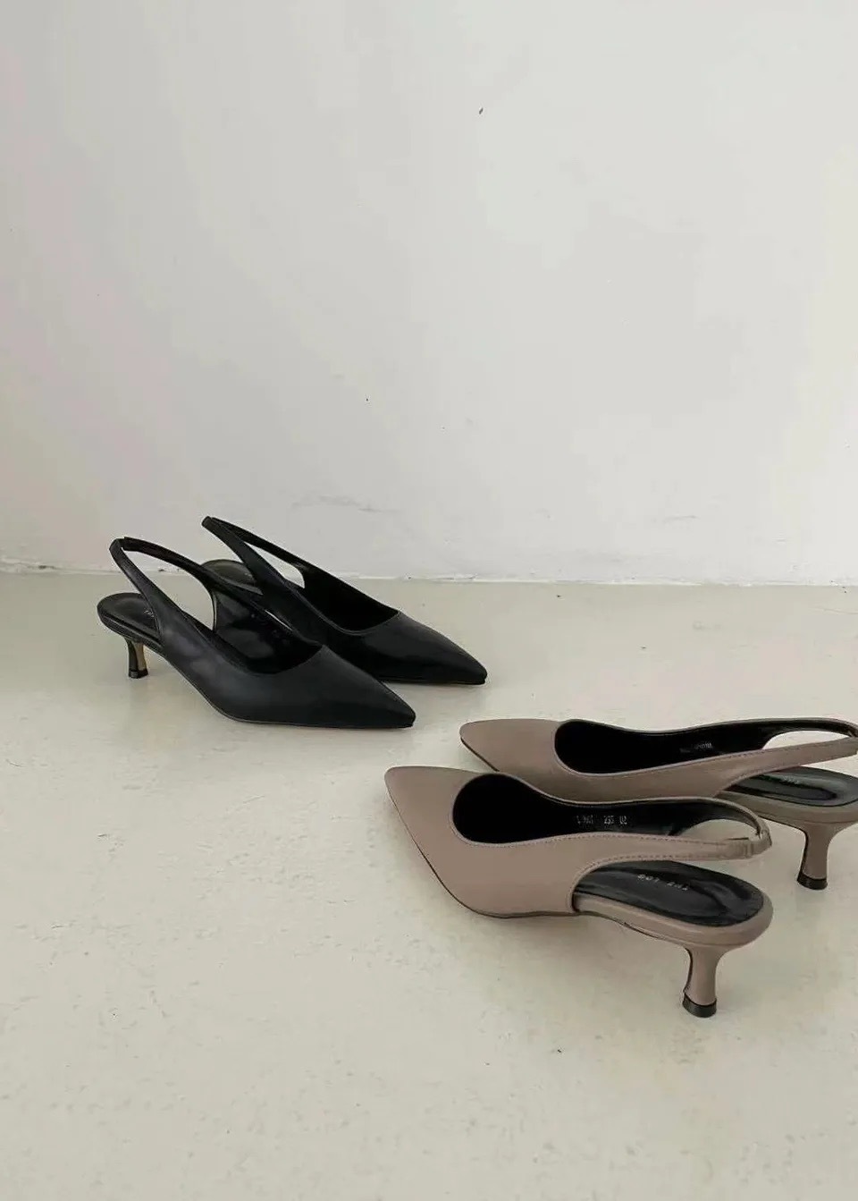 正韓簡約尖頭低跟鞋