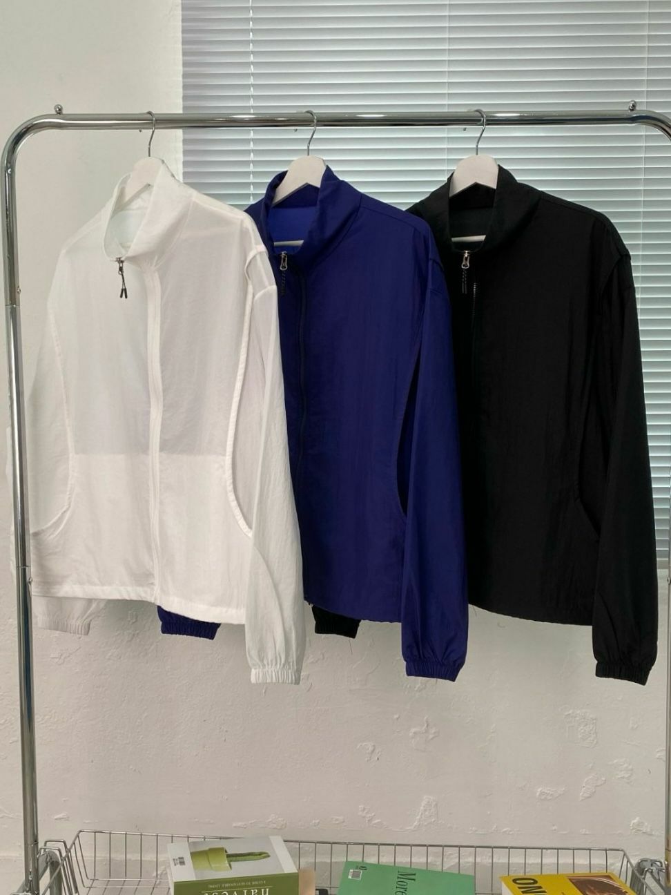 淨色企領拉鍊外套 Floor&co-012JK