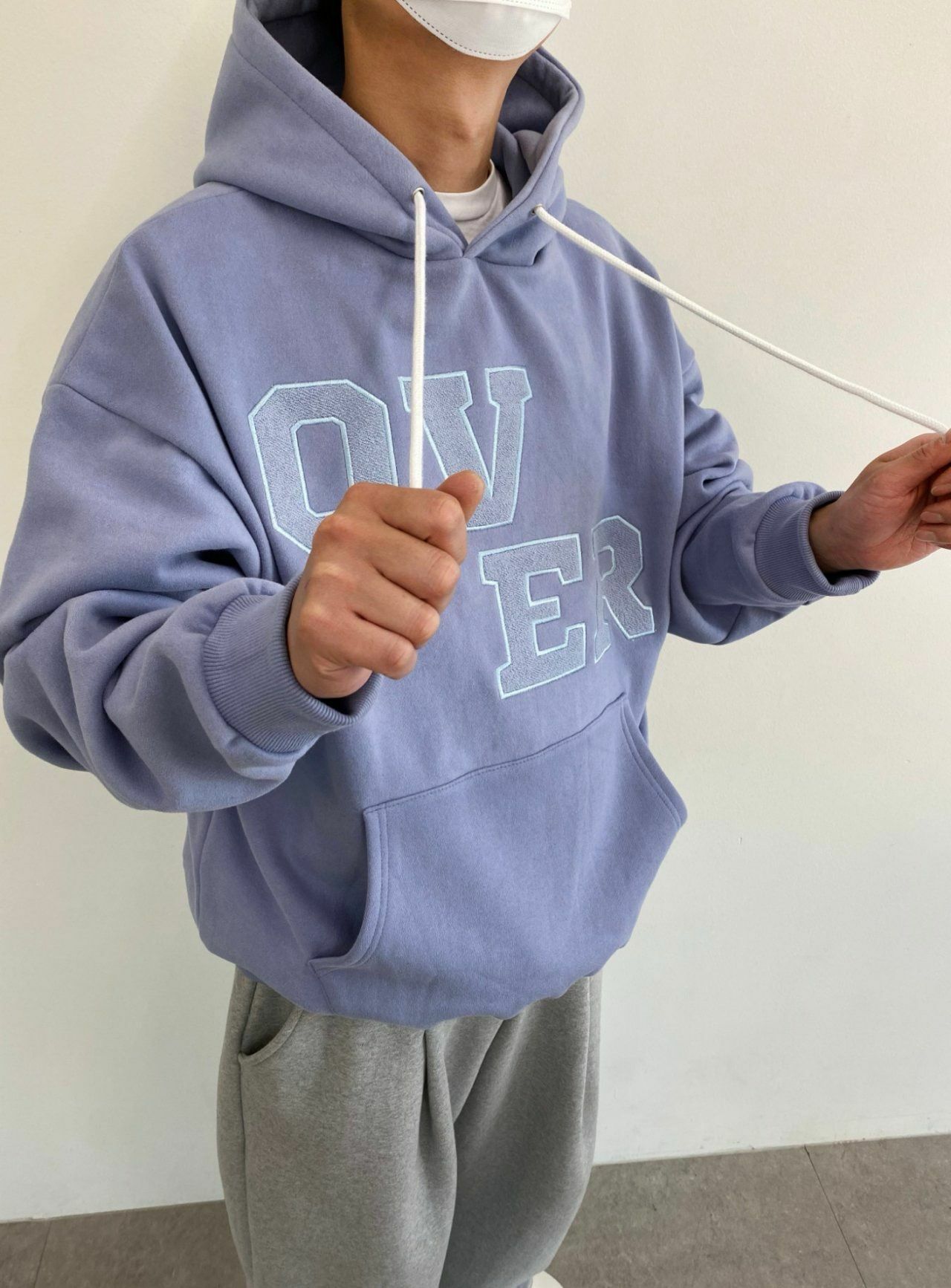 淨色英文字連帽衛衣(薄抓毛底) Floor&co-015T