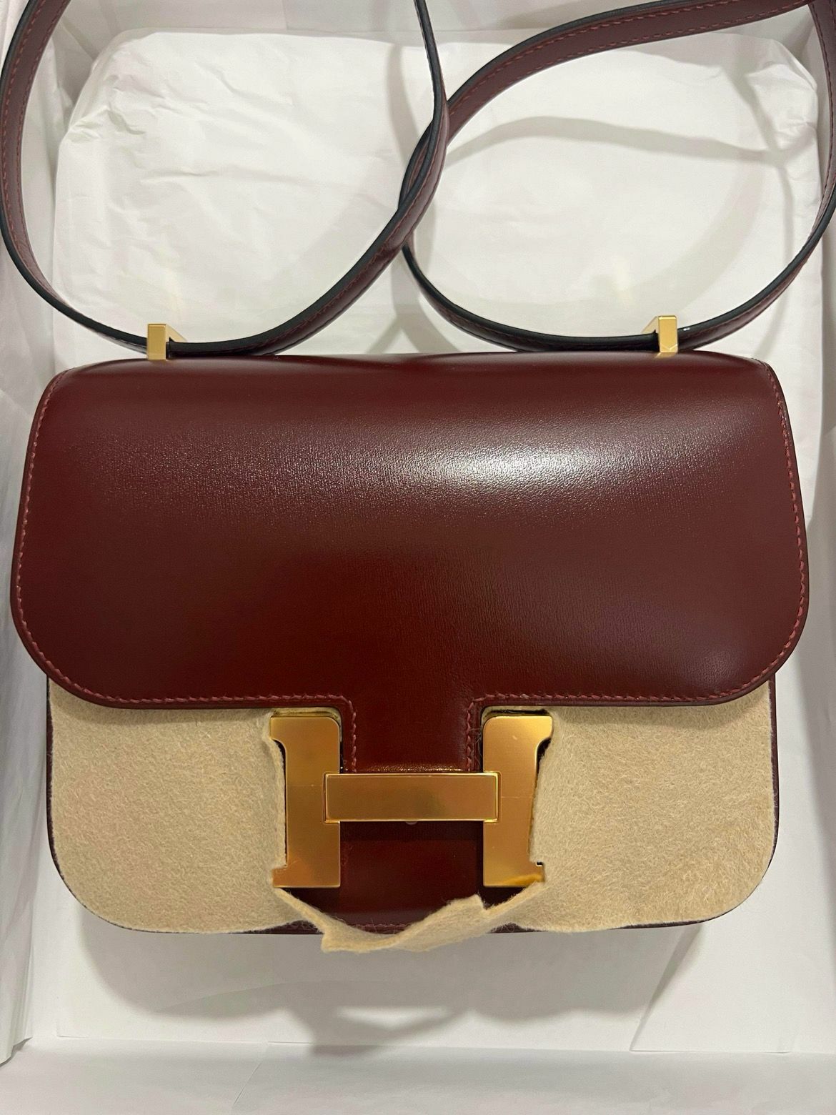 Constance mini 55 rouge h cc box