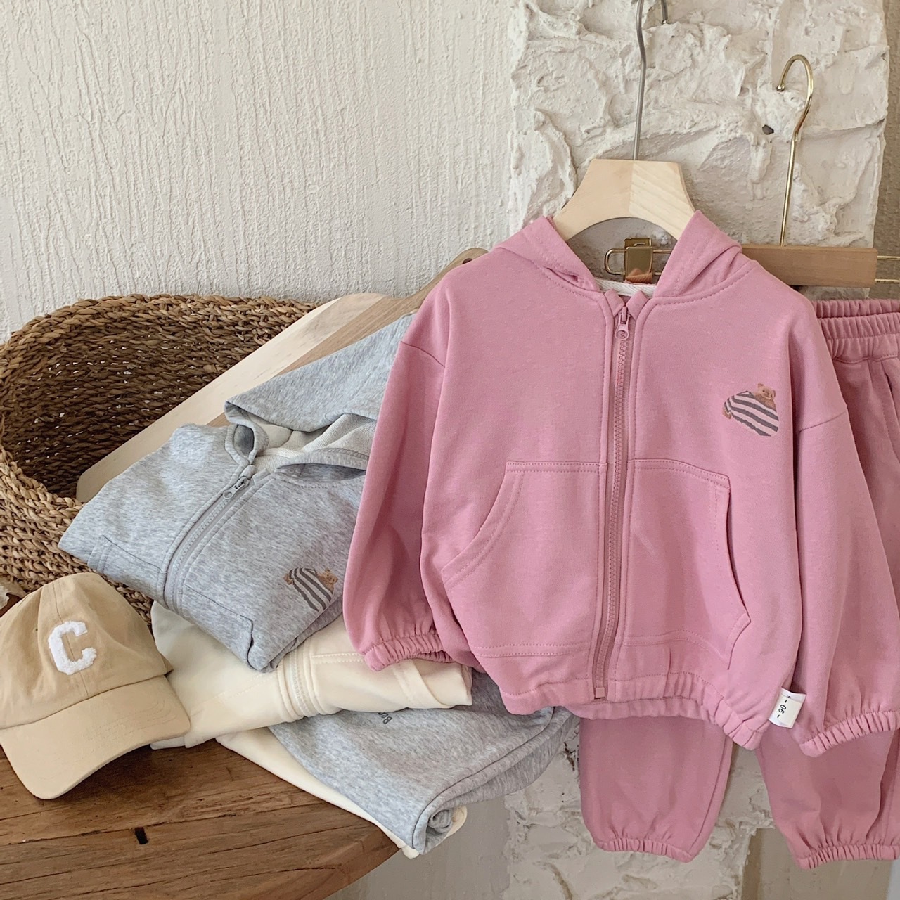 熊熊哥連帽套裝