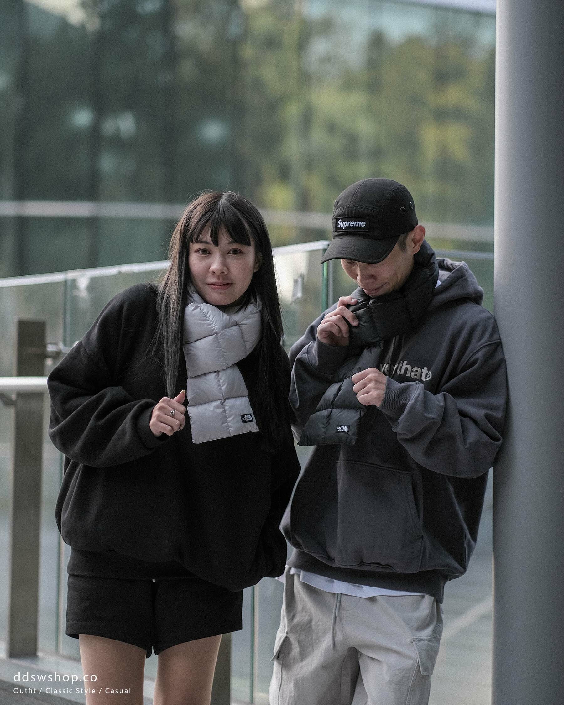 The North Face 國外限定 羽絨圍巾 收納