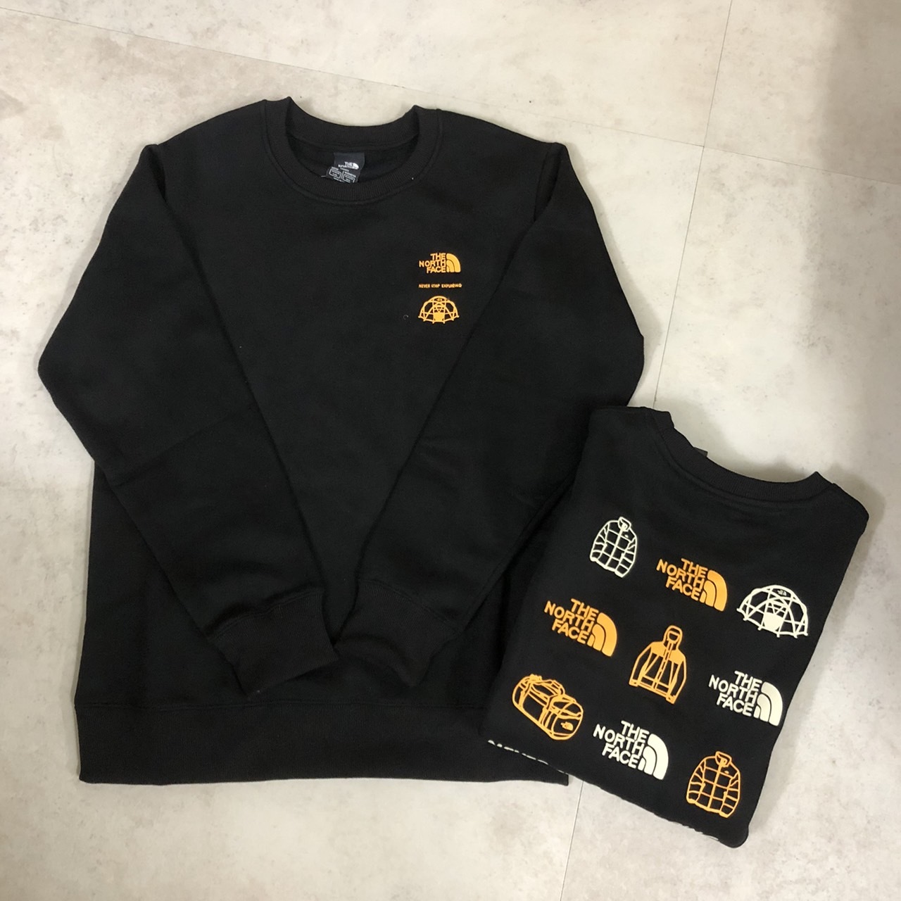 The North Face 帳篷logo大學Tee NF0A8AKYJK3