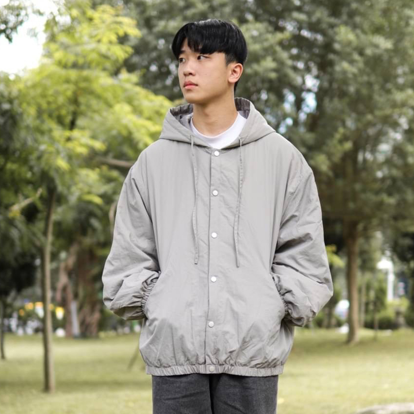 男模穿衍縫葫蘆紋鋪棉連帽夾克外套泥灰L