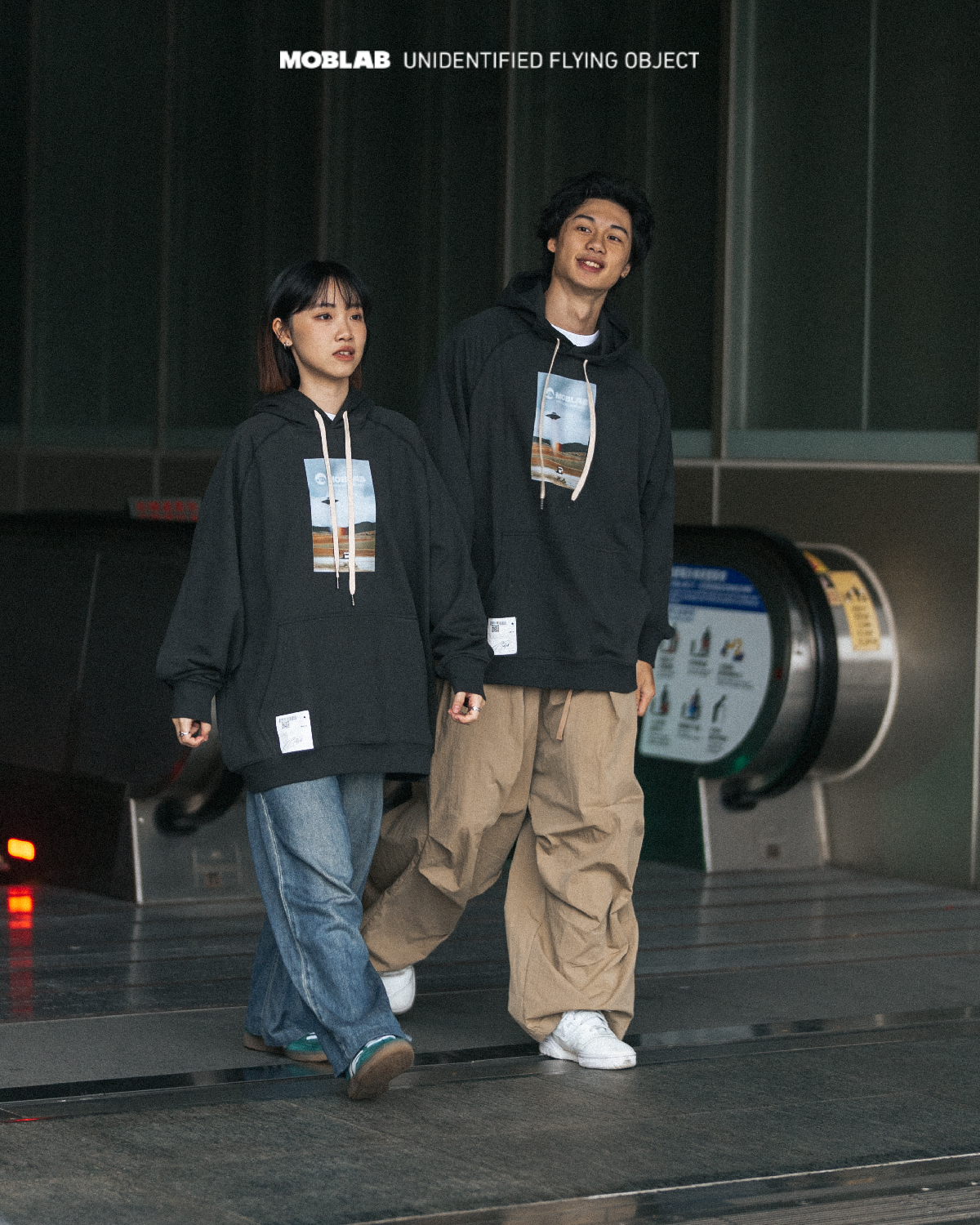 MOBLAB UFO拉克蘭袖照片帽Tee