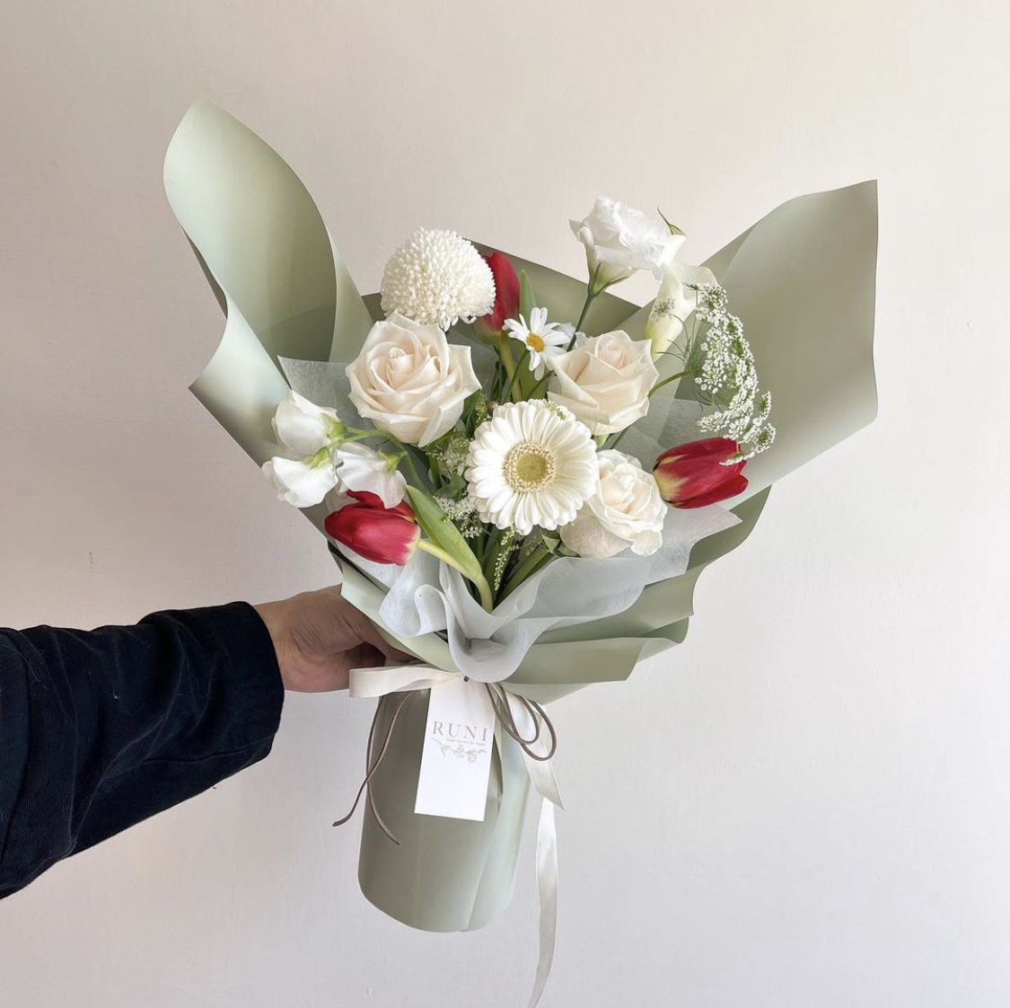 RUNI Bouquet-聖誕紅白綜合花束🎄