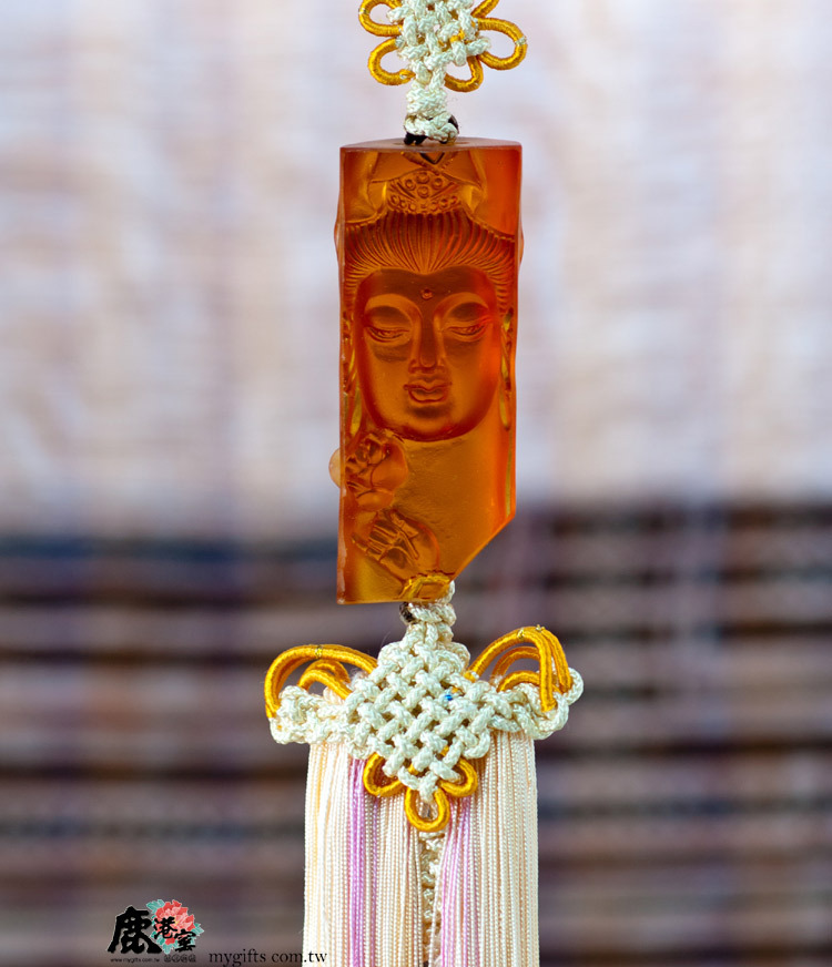 鹿港窯禮品館│琉璃吊飾 持蓮觀音