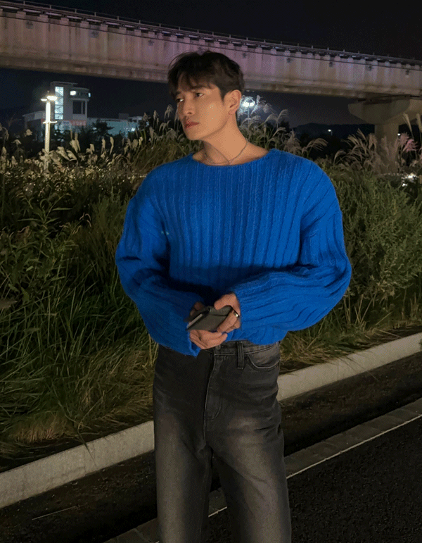 寬版豎紋短款針織衫上衣