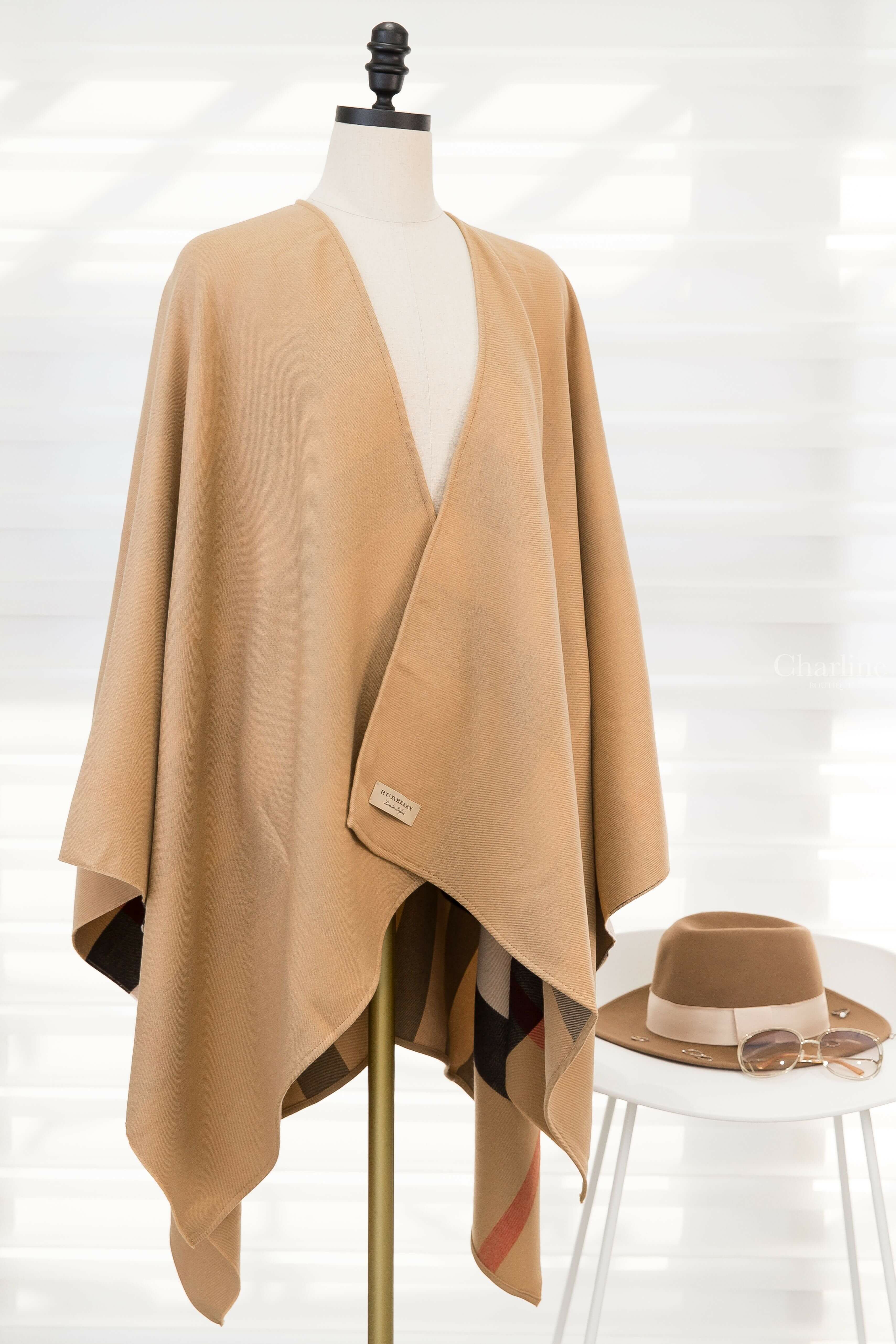 Burberry Wool Cape 駝色雙面羊毛經典米色紅黑白格紋斗篷披肩-Charline Boutique 精品代購