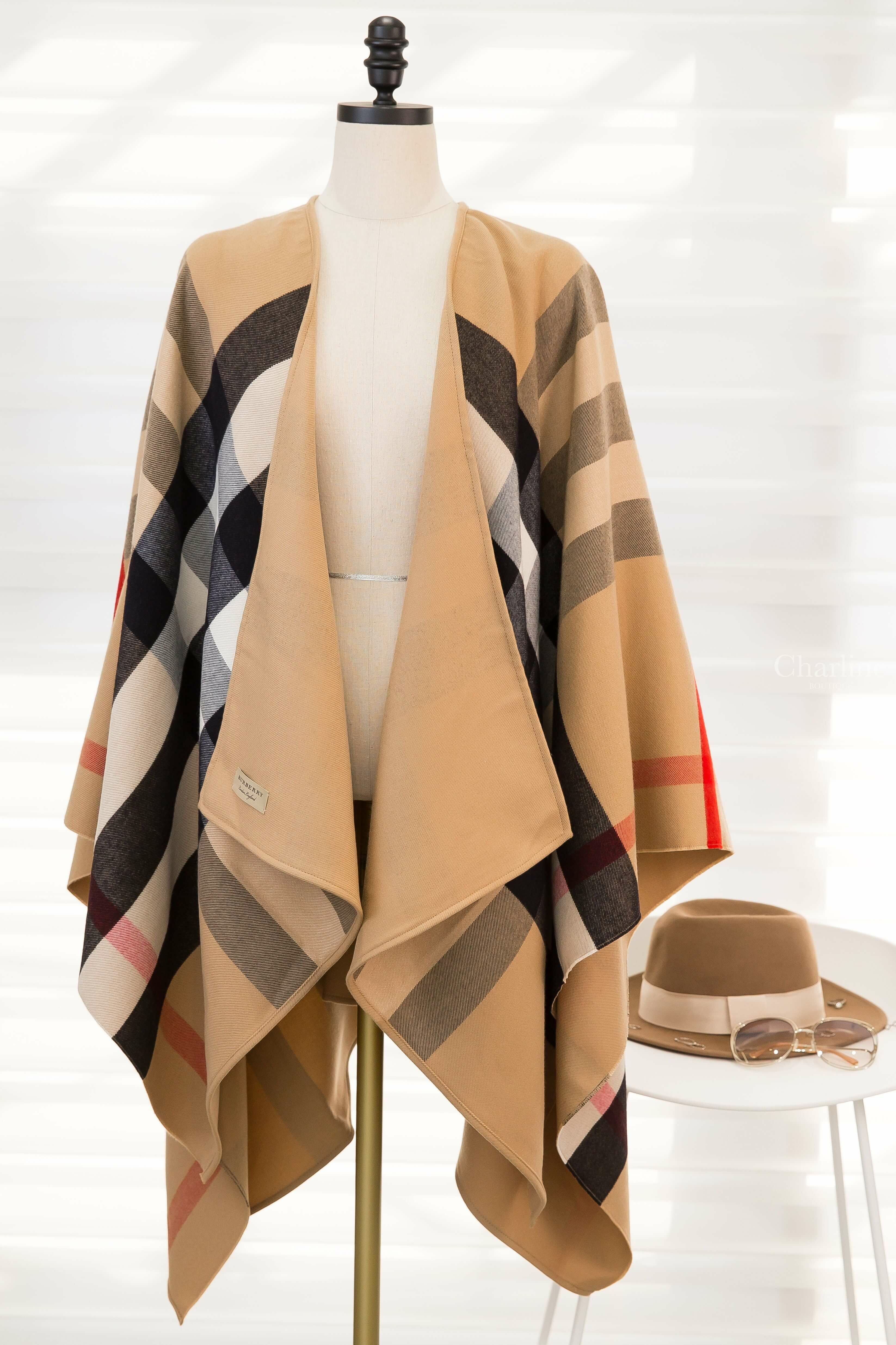 Burberry Wool Cape 駝色雙面羊毛經典米色紅黑白格紋斗篷披肩-Charline Boutique 精品代購