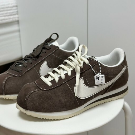 Luxury】NIKE CORTEZ SE 