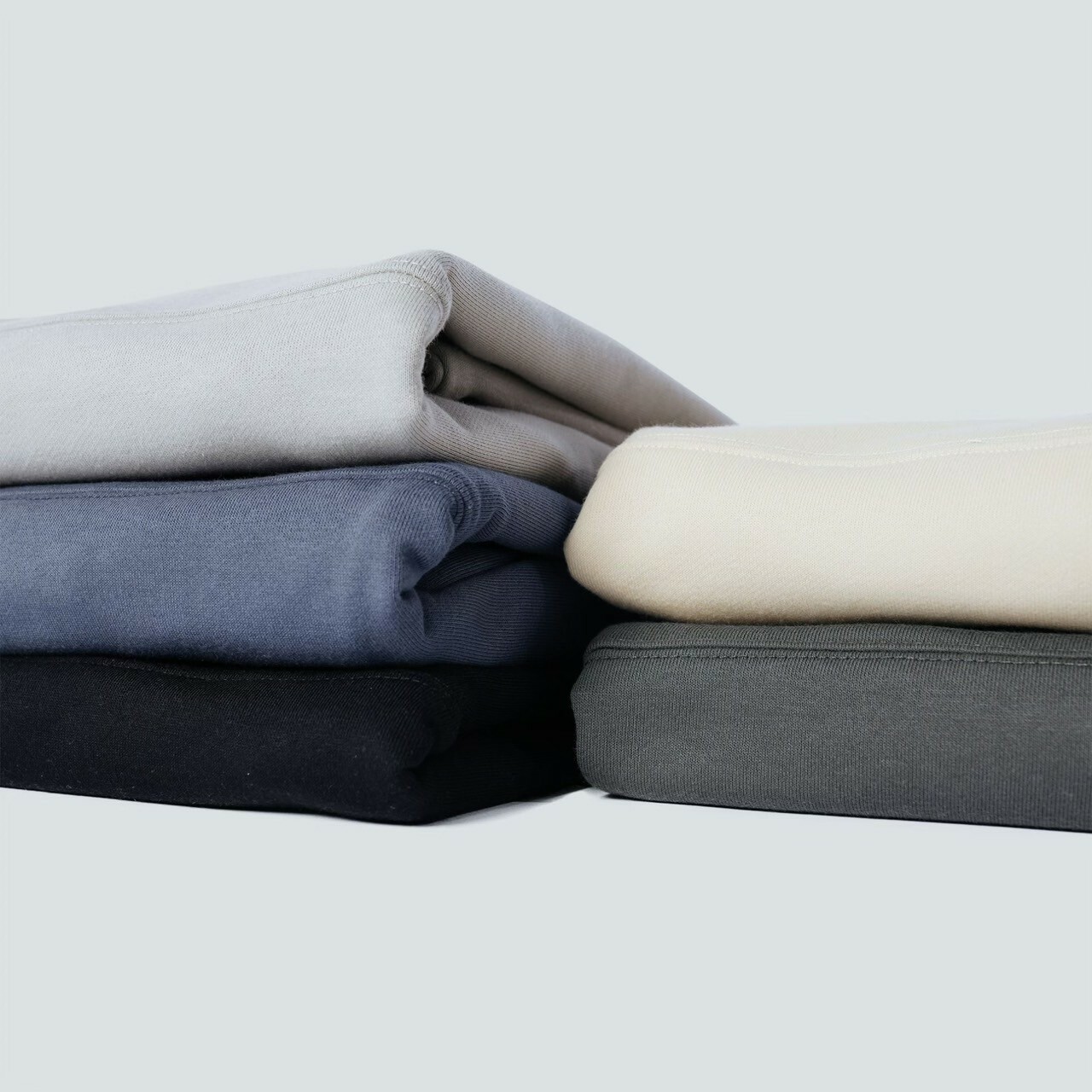 #139 極厚磅下擺圓弧口袋大學T材質厚度細節照