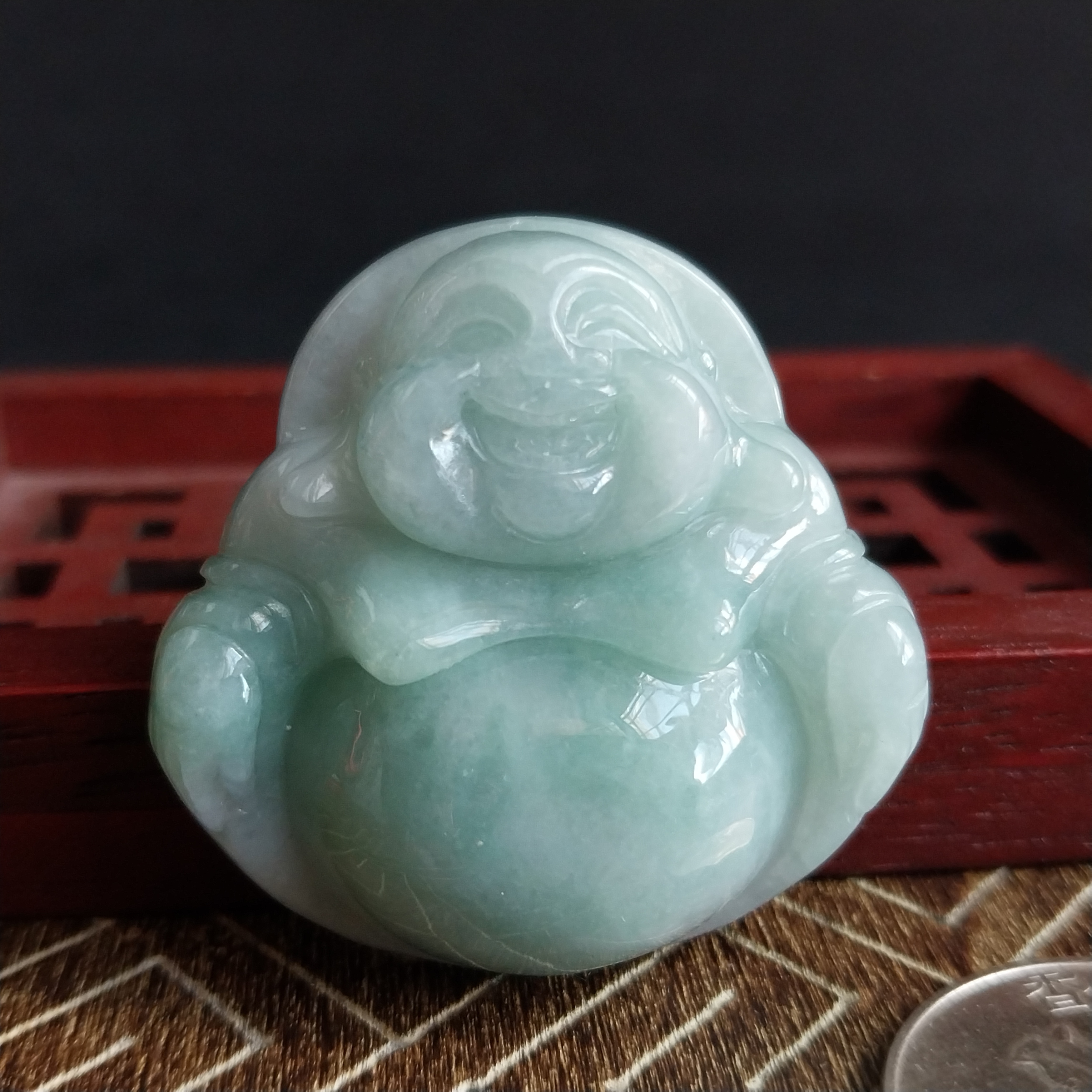 J2138 冰糯淺綠笑彿吊墜