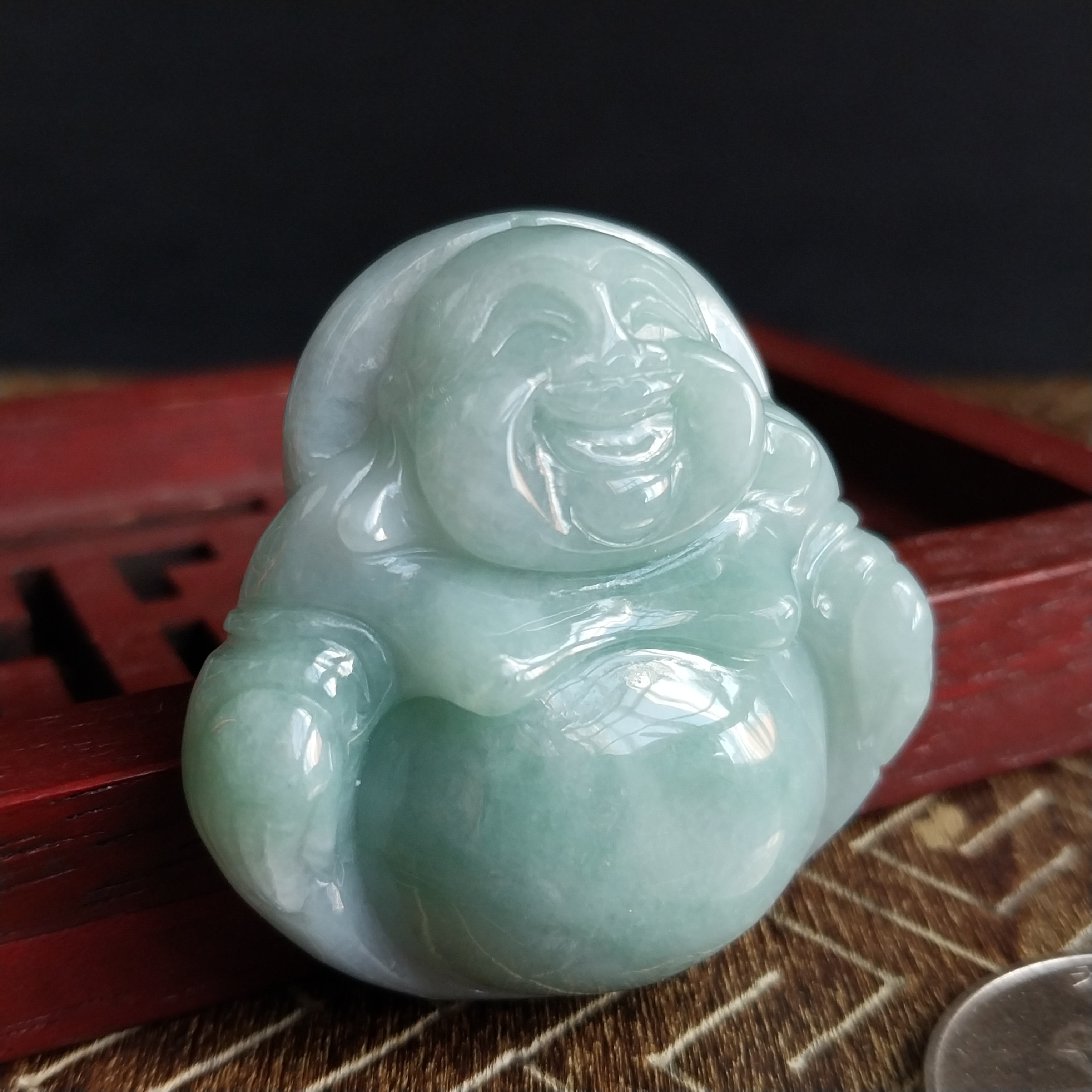 J2138 冰糯淺綠笑彿吊墜