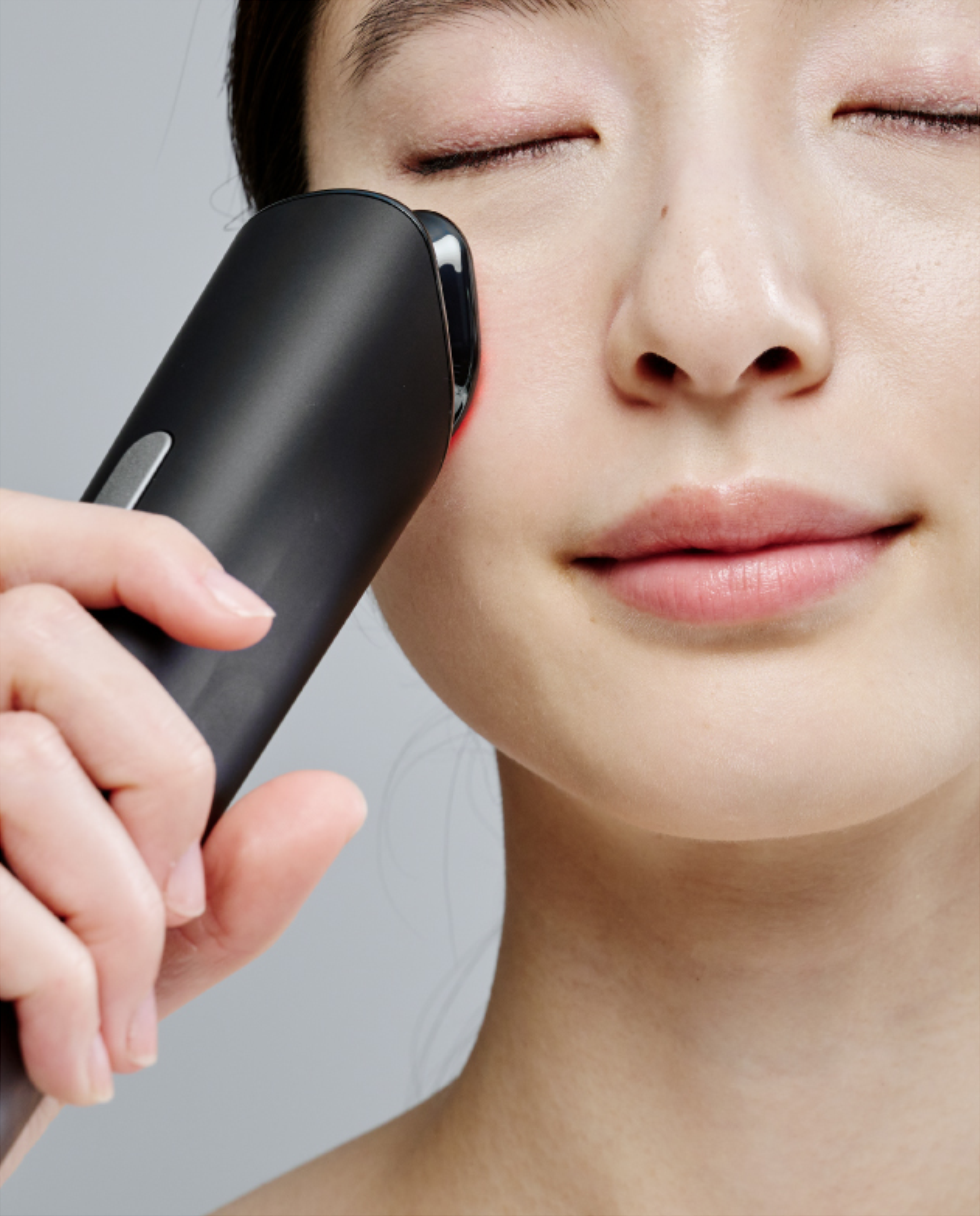 [月付型出租方案] Panasonic 國際牌 | 提拉緊緻美顏器RF【EH-SR85】