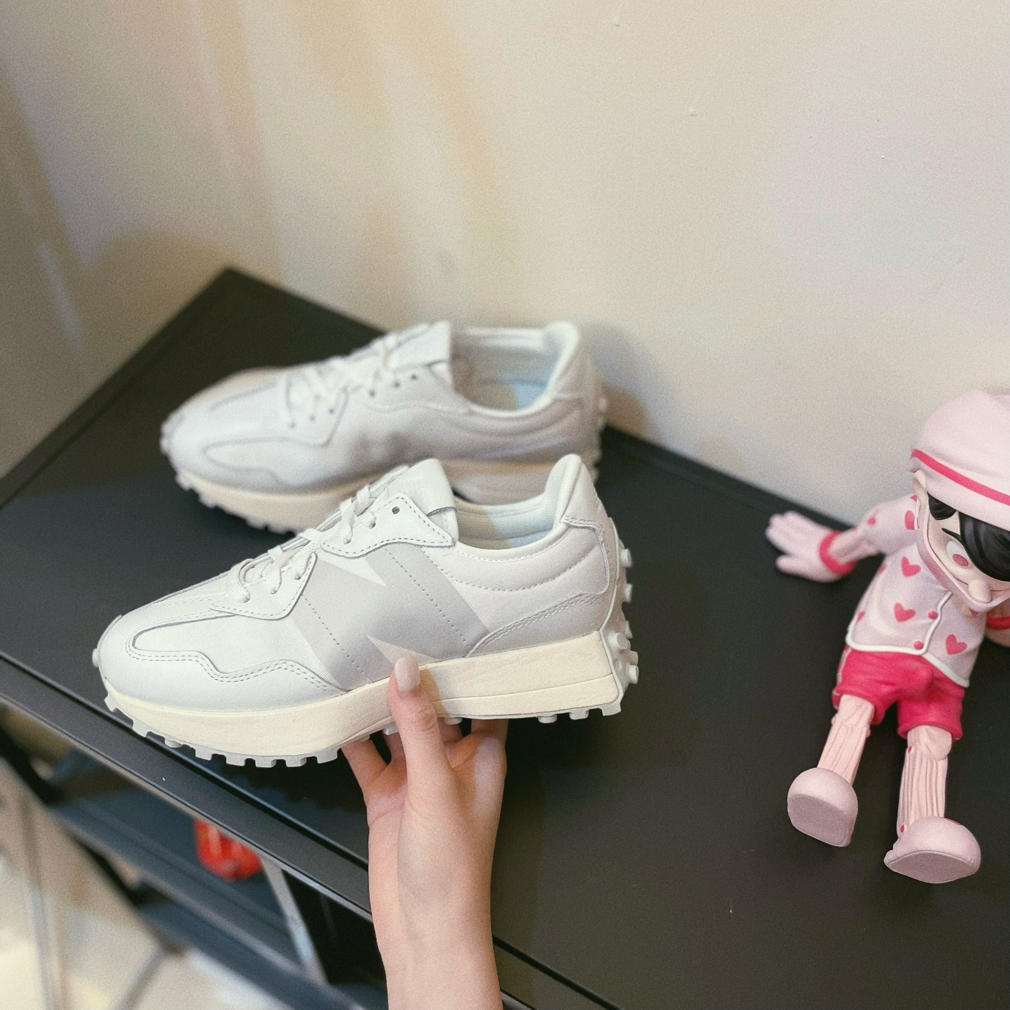 New Balance 327 月光白 歐洲限定 白絲綢 海鹽 WS327JW1