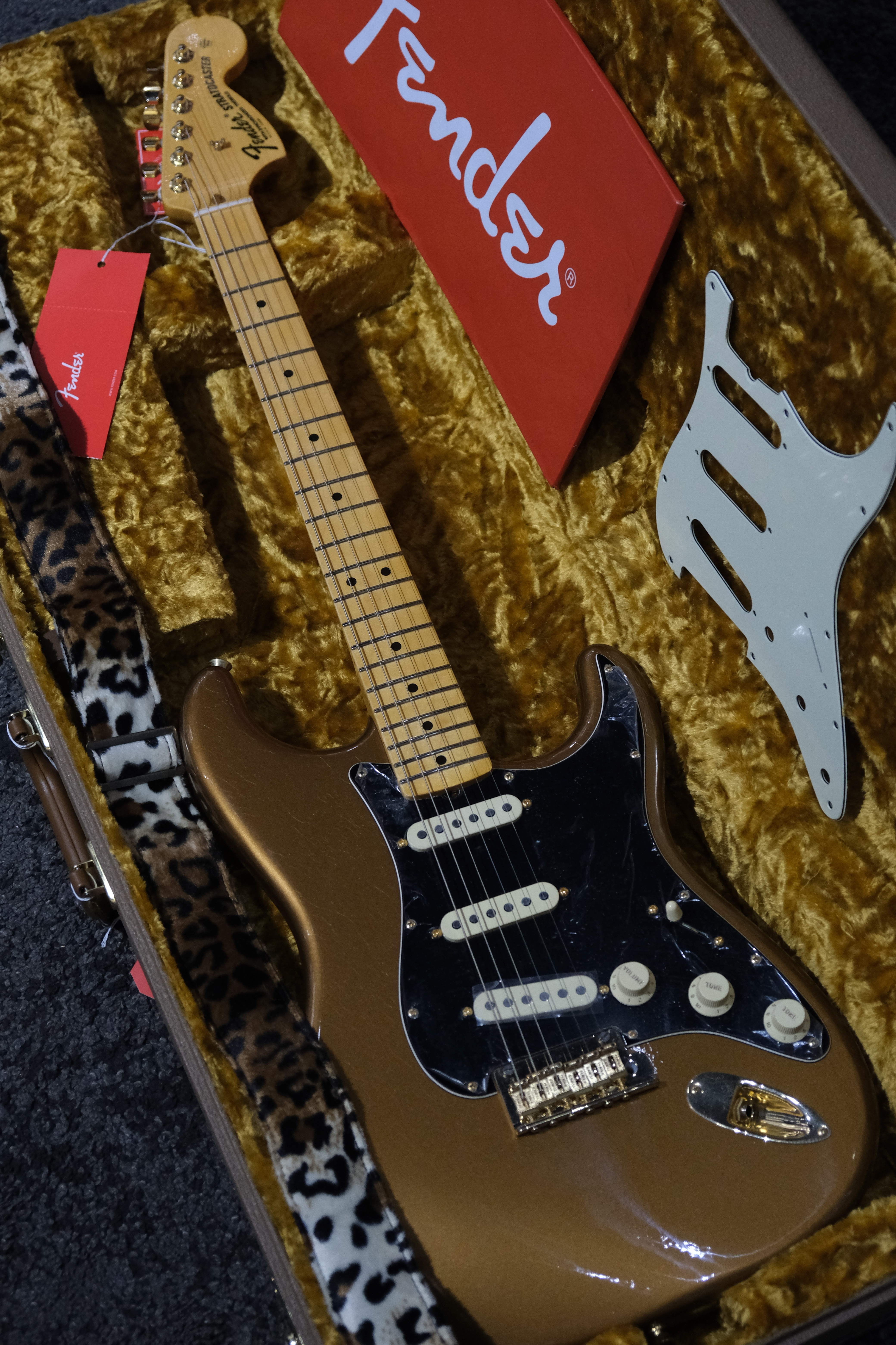 Fender AM LTD BRUNO MARS Strat 電吉他 公司貨【宛伶樂器】