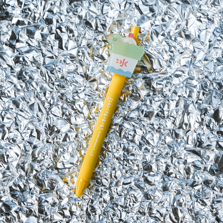 狗狗的小跳步，繪蹦砰｜0.5壓克力筆｜綠雷龍刨冰