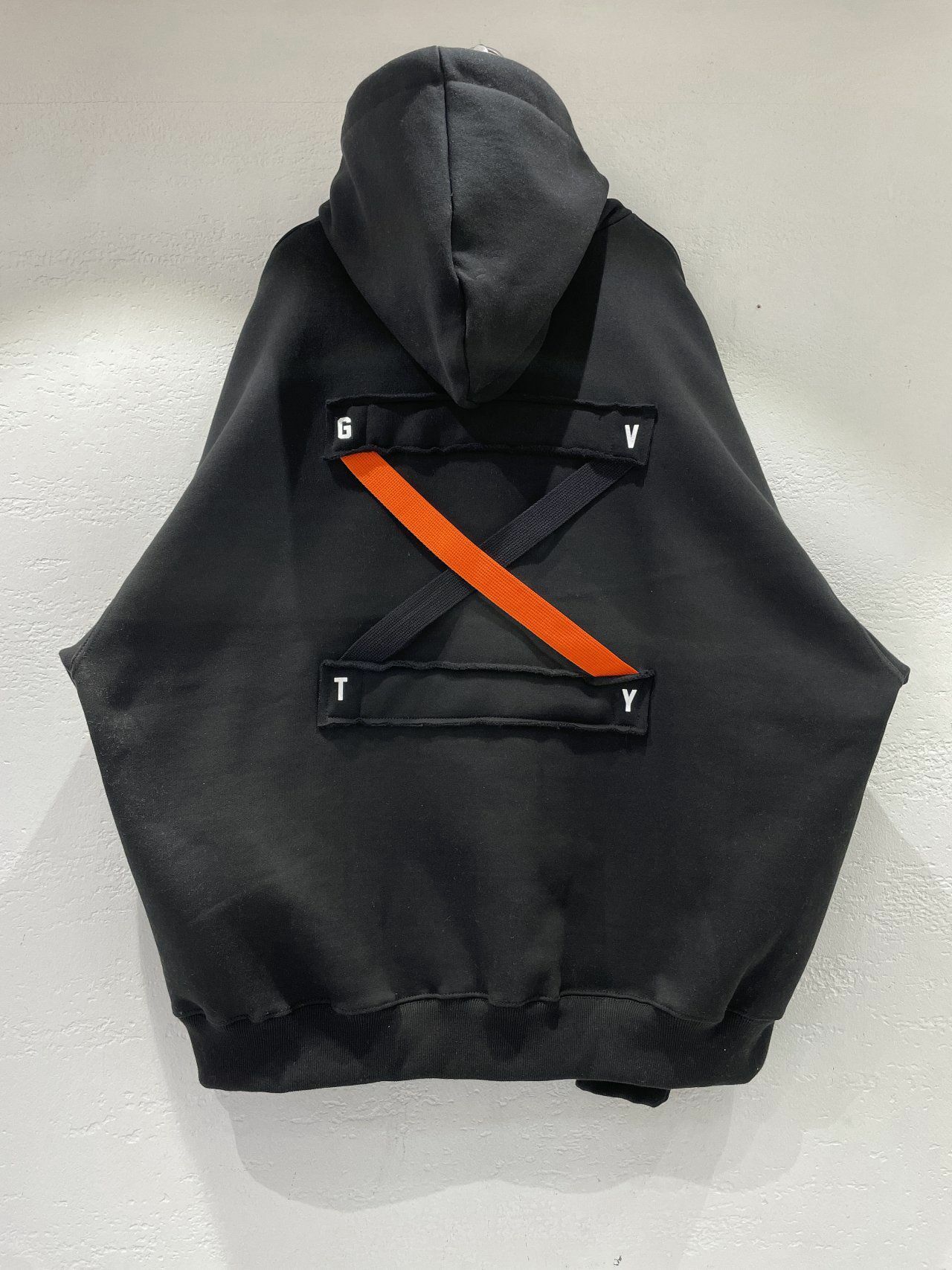 淨色英文字圖案連帽衛衣 10.GVTY-0067T