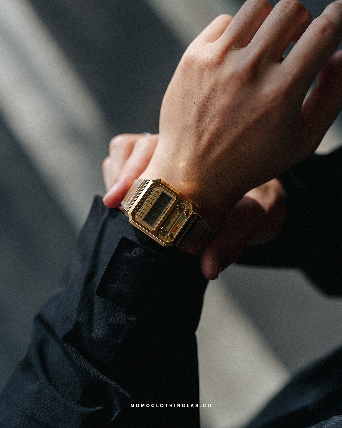 CASIO 經典復古多功能電子金屬手錶 四款