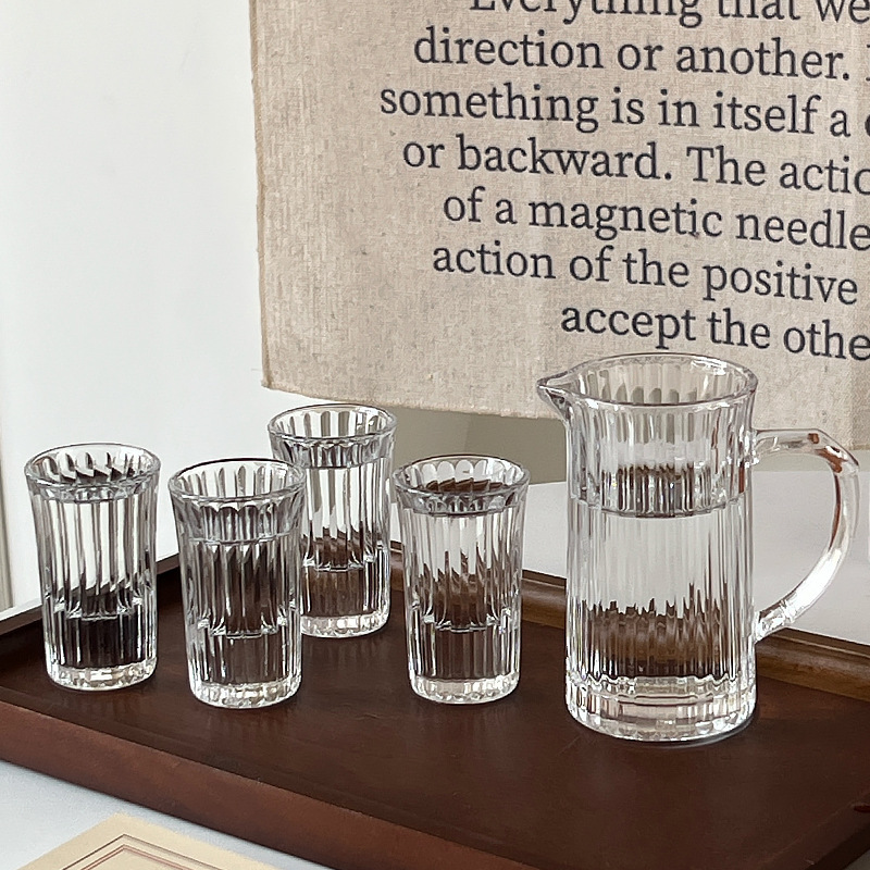 《3447》簡約透明玻璃豎紋分酒壺+四杯