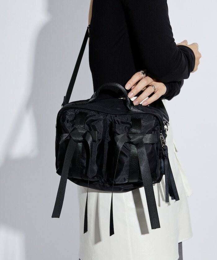 OUTDOOR PRODUCTS / Pocket Ribbon Shoulder Bag