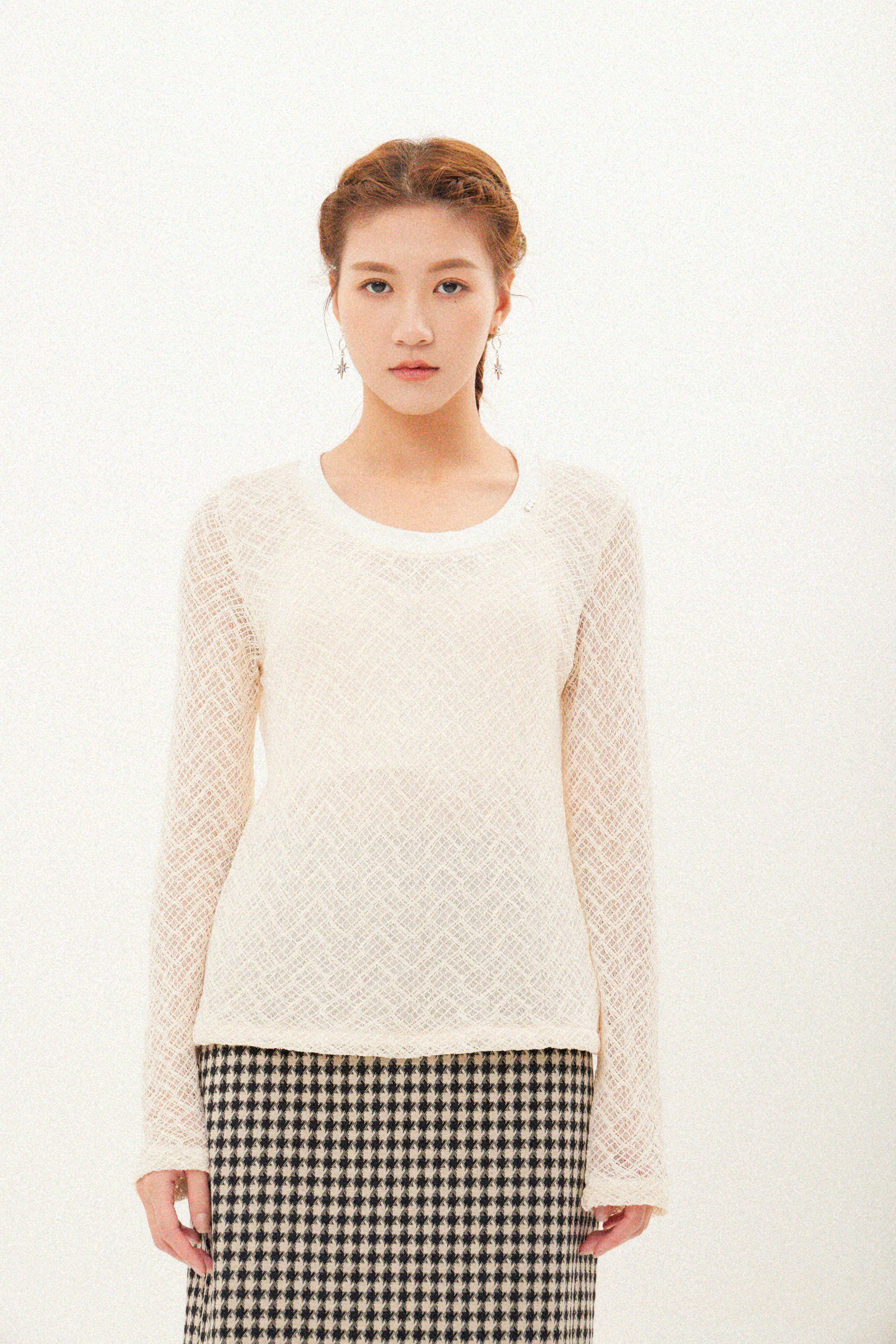 格紋半透針織上衣（現貨款式）