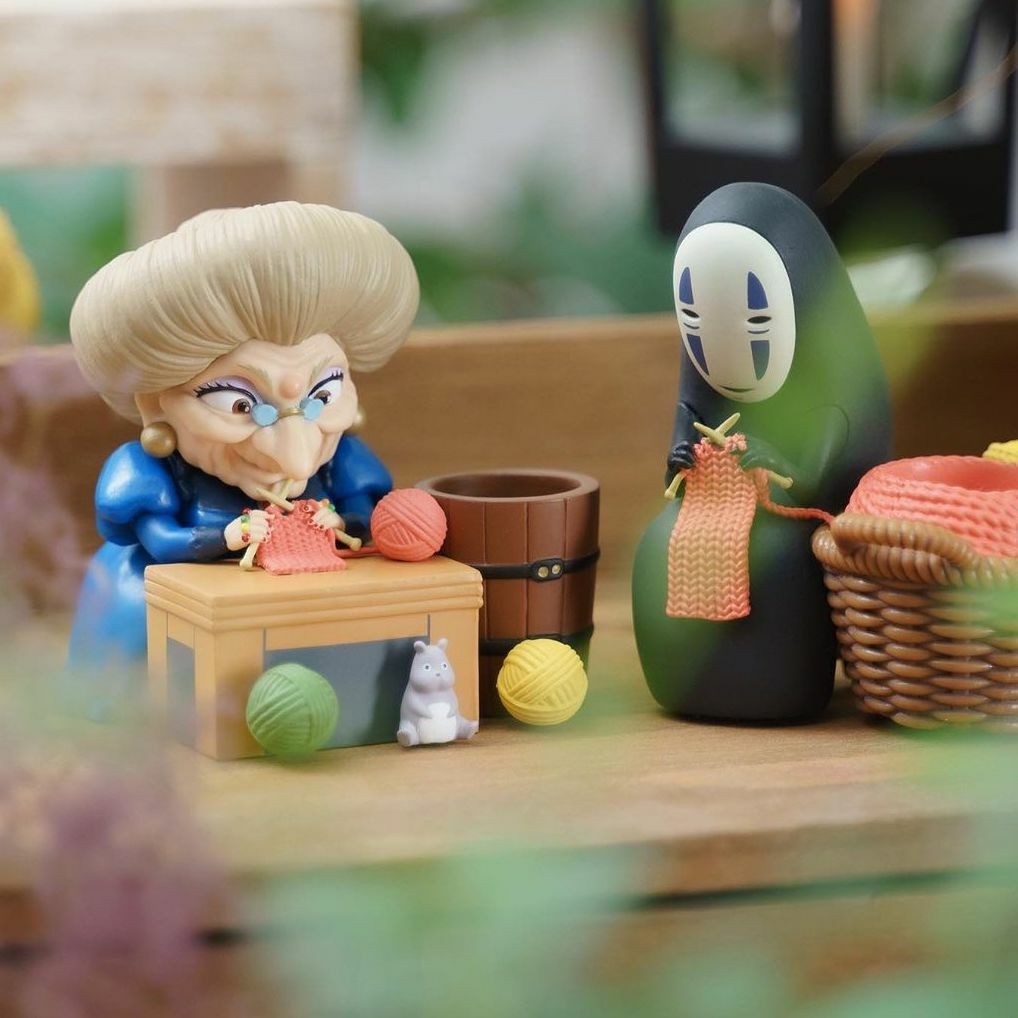 吉卜力周邊🇯🇵 宮崎駿 神隱少女 湯婆婆 筆筒 筆座 / 預購