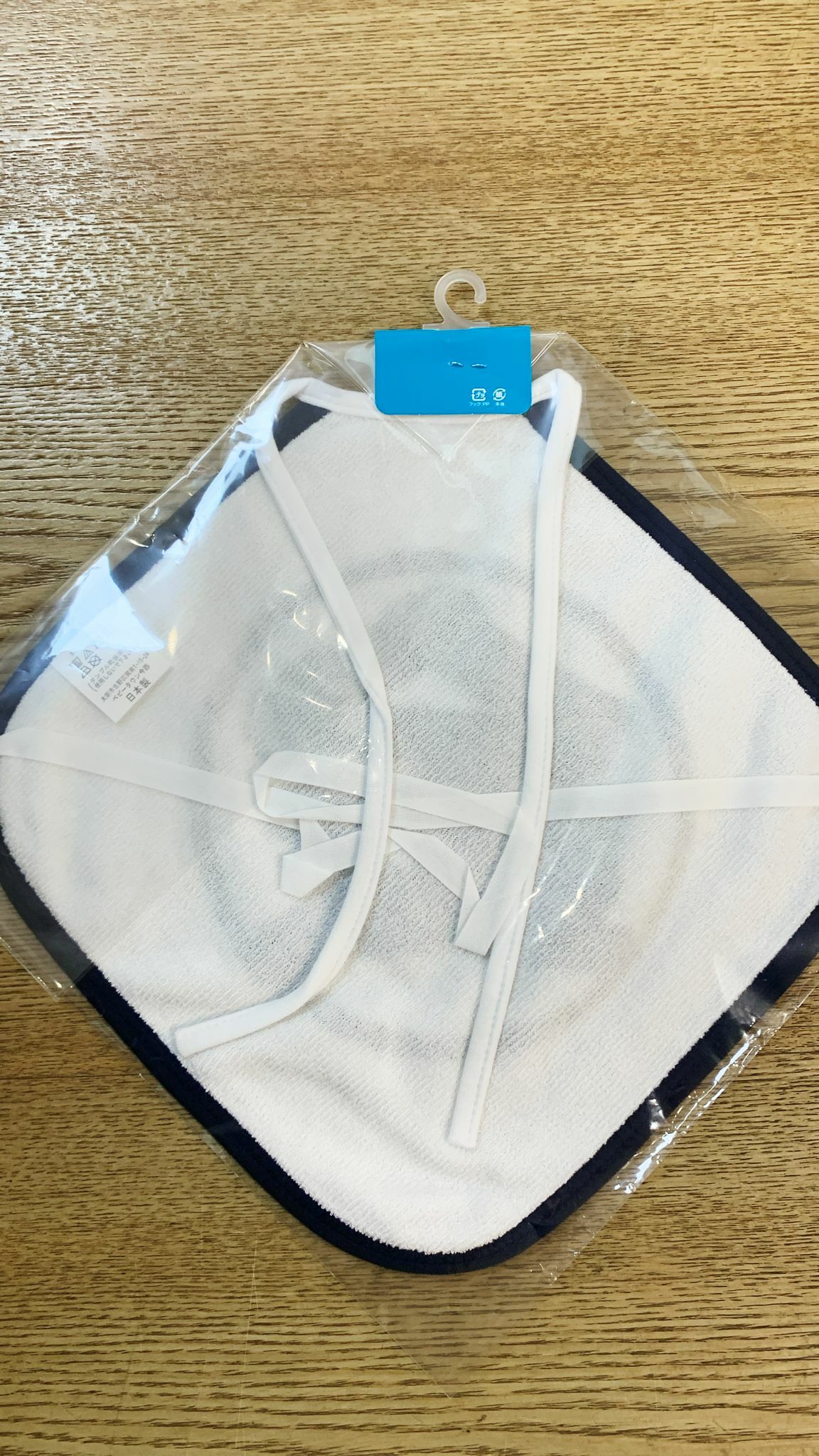 日本製丸金口水肩-藍色