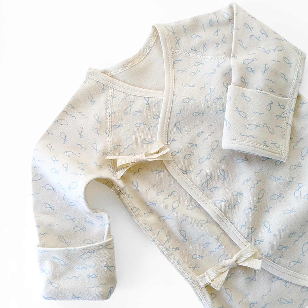 有機棉嬰兒柔適蝶裝肚衣-淺藍魚 | 藍天畫布有機棉
