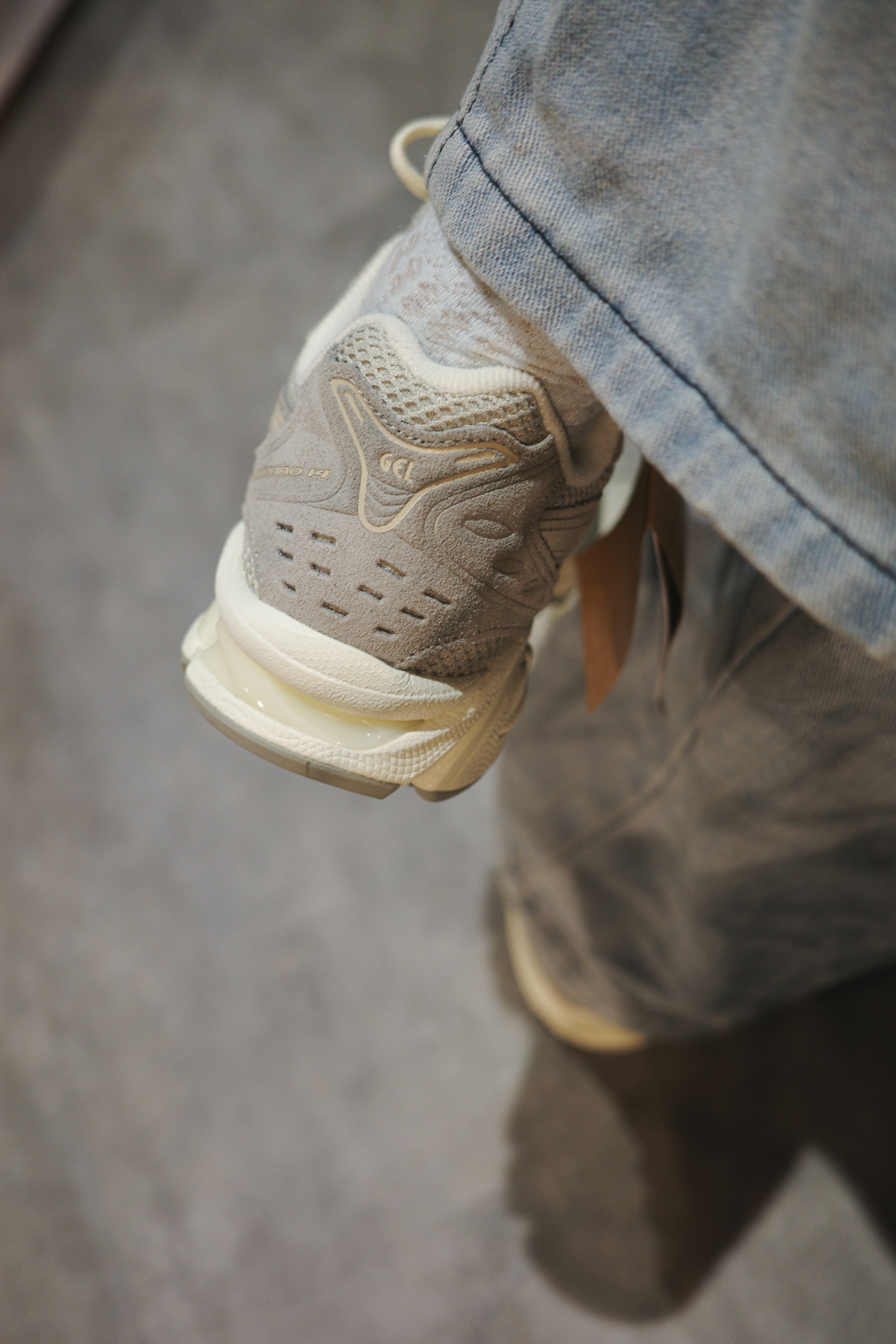 ASICS GEL-KAYANO 14 男女款 奶茶灰  石板灰 復古 緩震 運動 慢跑鞋 1201A161-028